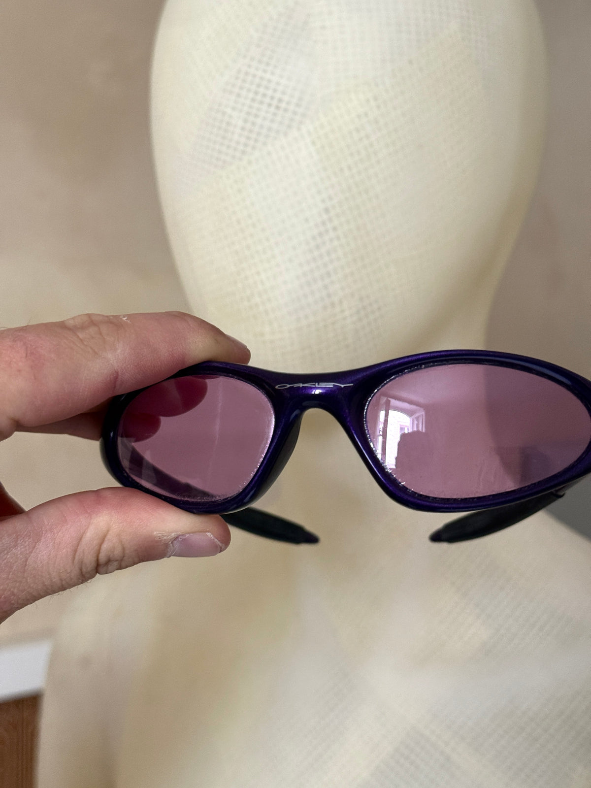 Vintage Oakley Minutes 1.0 (Gen 2) Violet Sunglasses