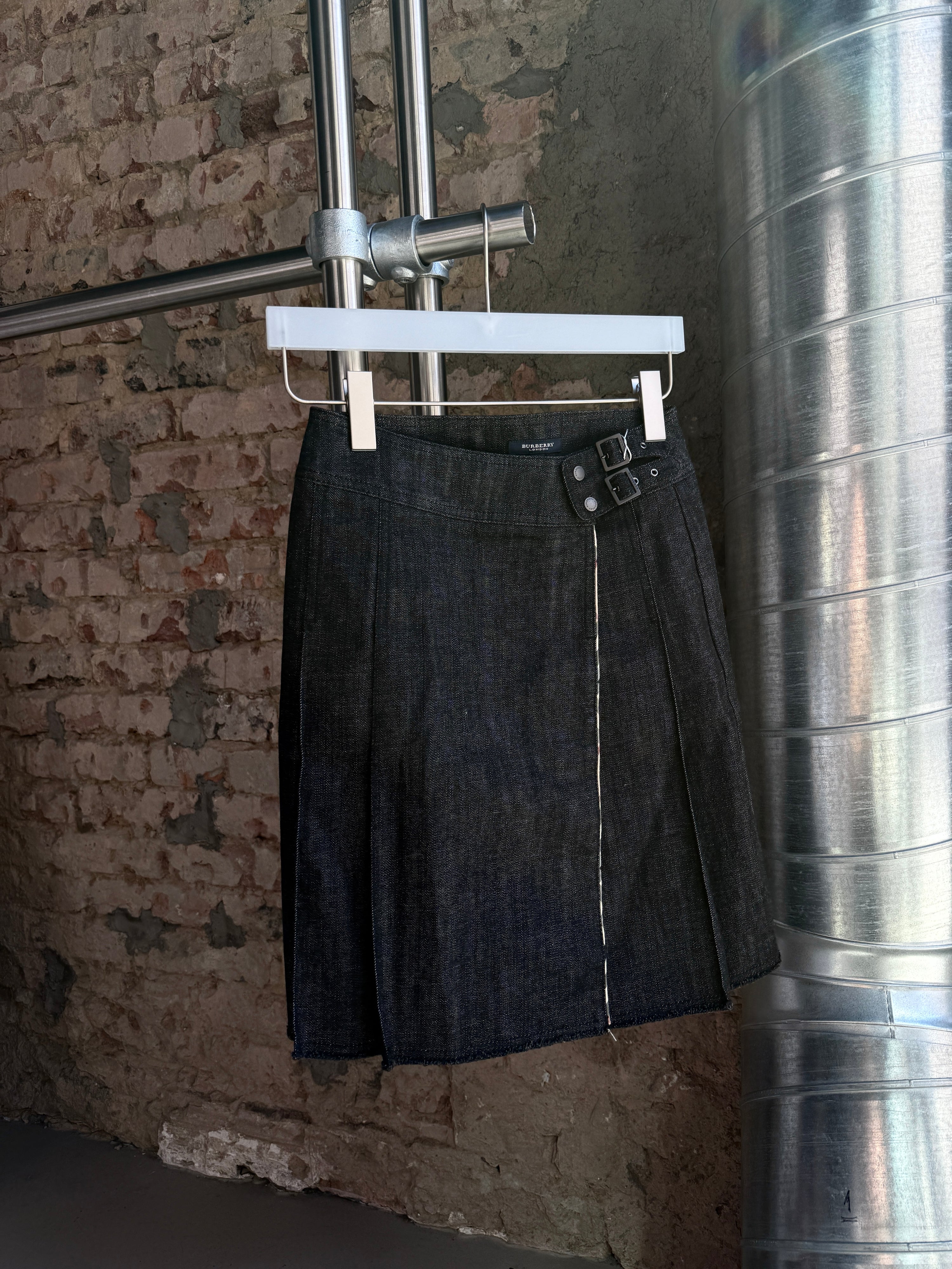 2000s Wrapped Pleated Burberry Denim Skirt Charcoal - W26