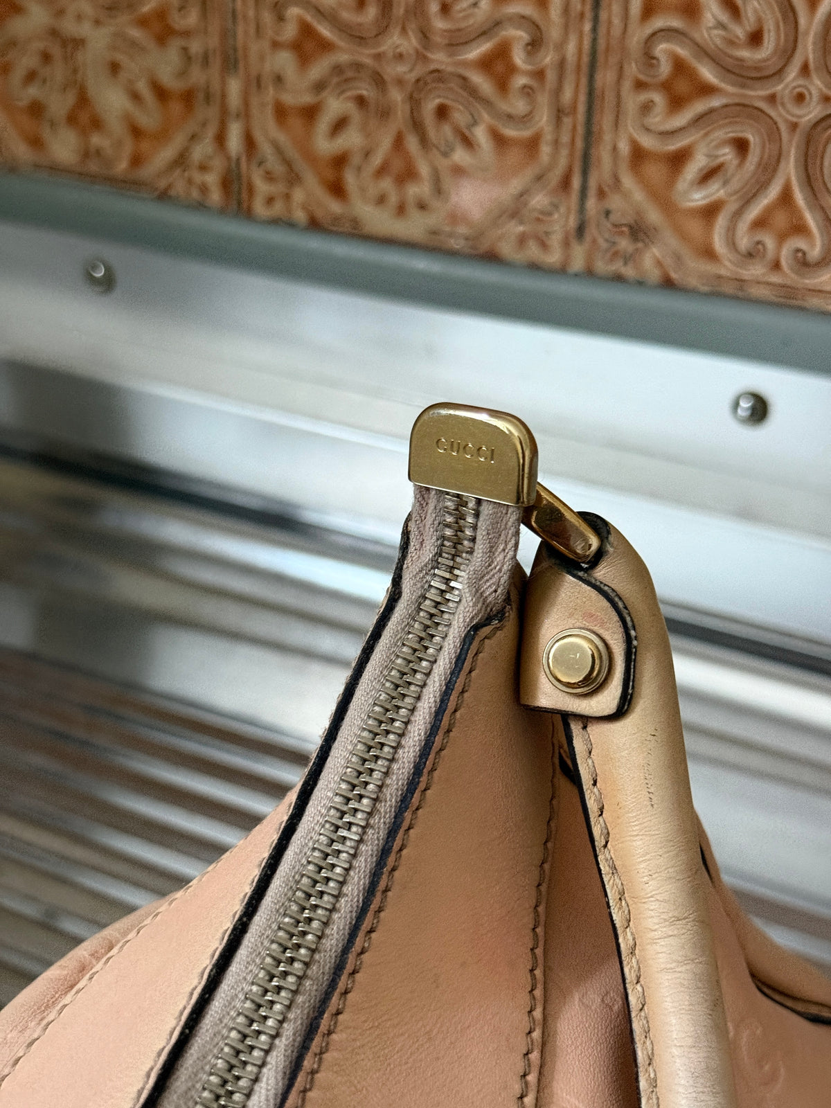 Gucci Guccissima Abbey D-Ring Small Leather Shoulder Bag Pink