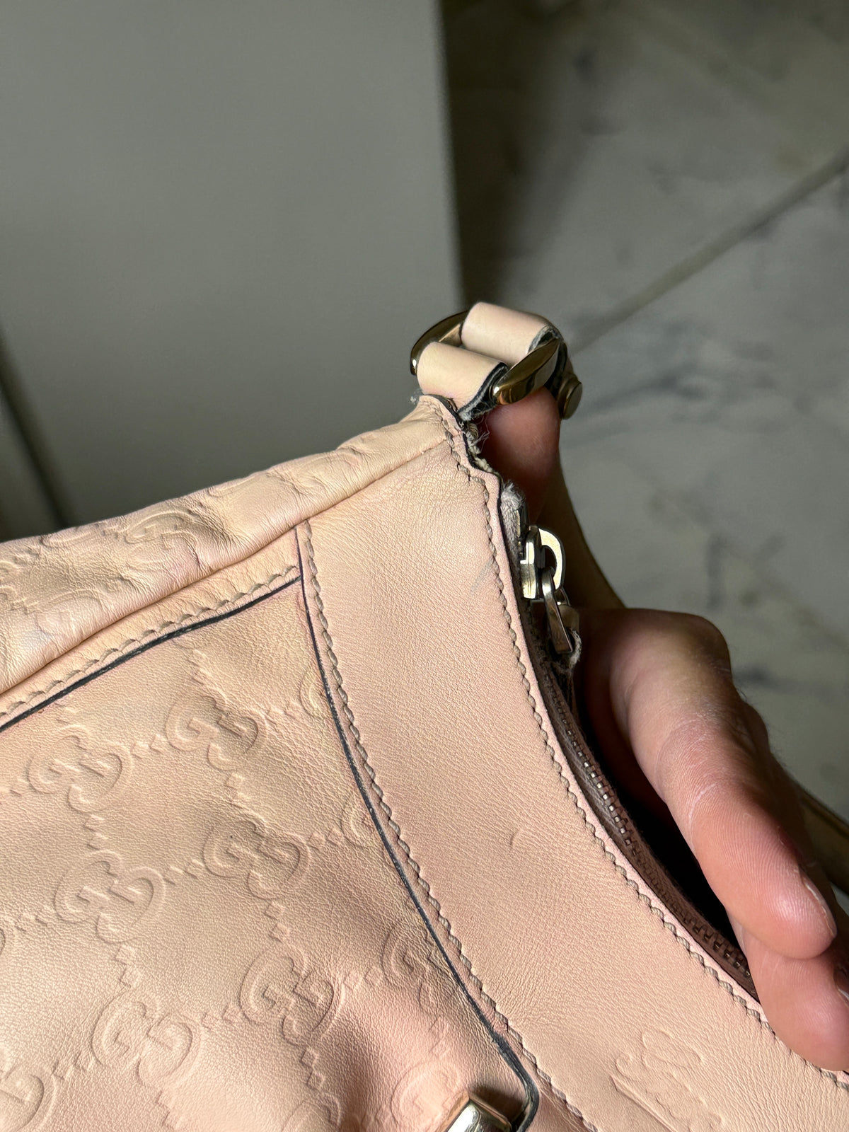 Gucci Guccissima Abbey D-Ring Small Leather Shoulder Bag Pink
