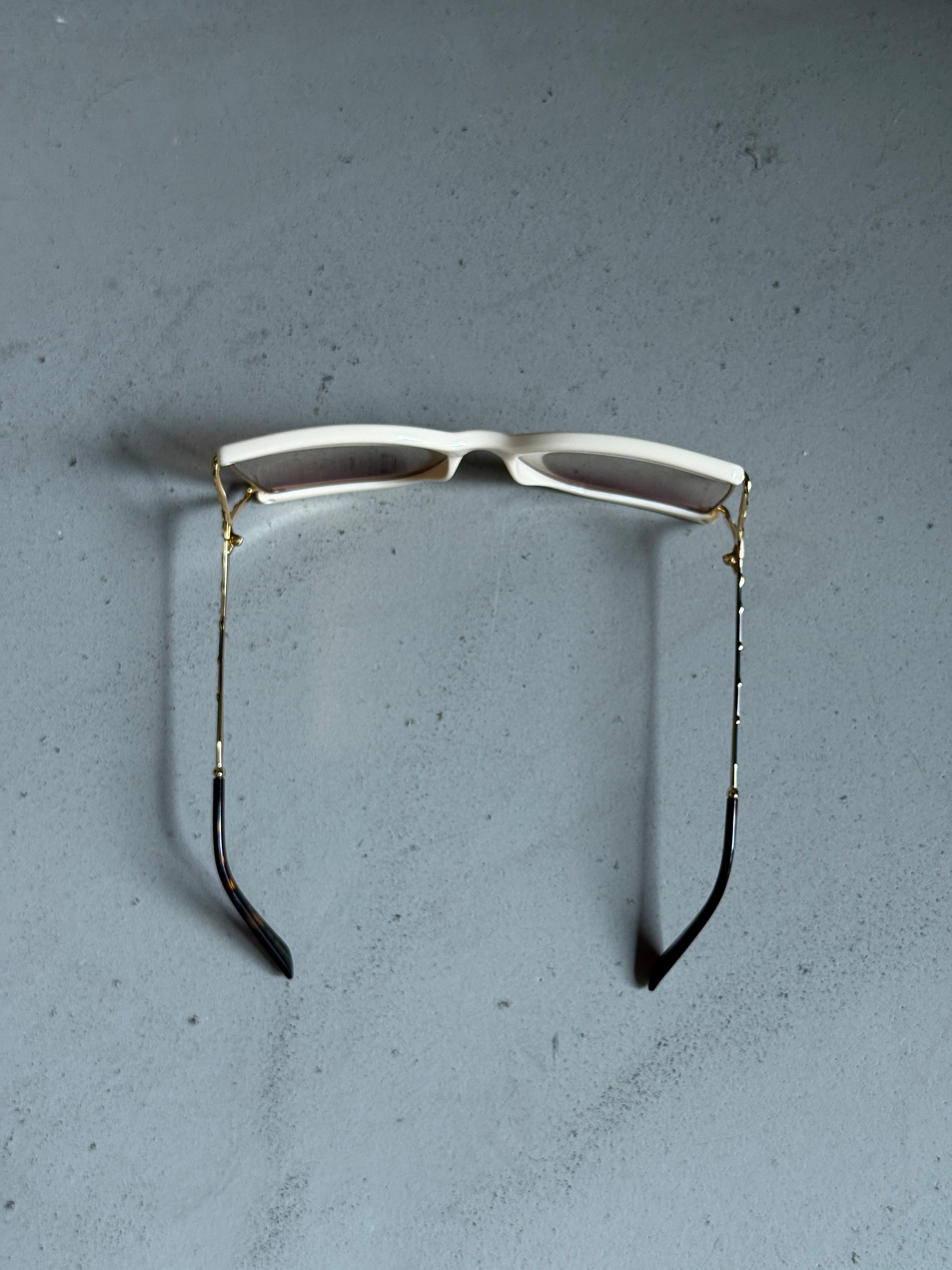 Gucci Cream/Grey Pink Gradient GG0592S Oversized Sunglasses