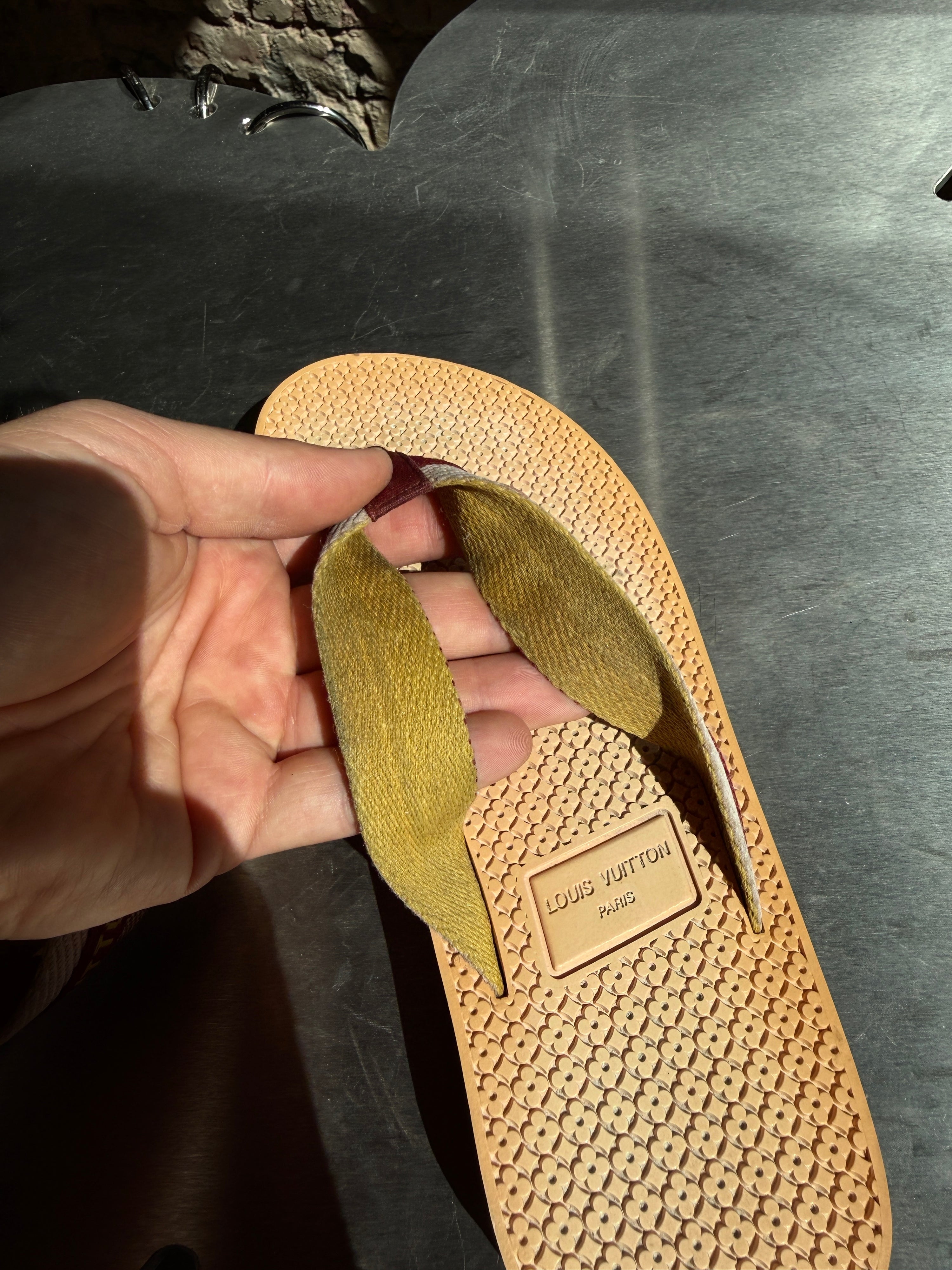 Louis Vuitton "Bahia" Rubber Flip Flops / Sandals (EU 38)