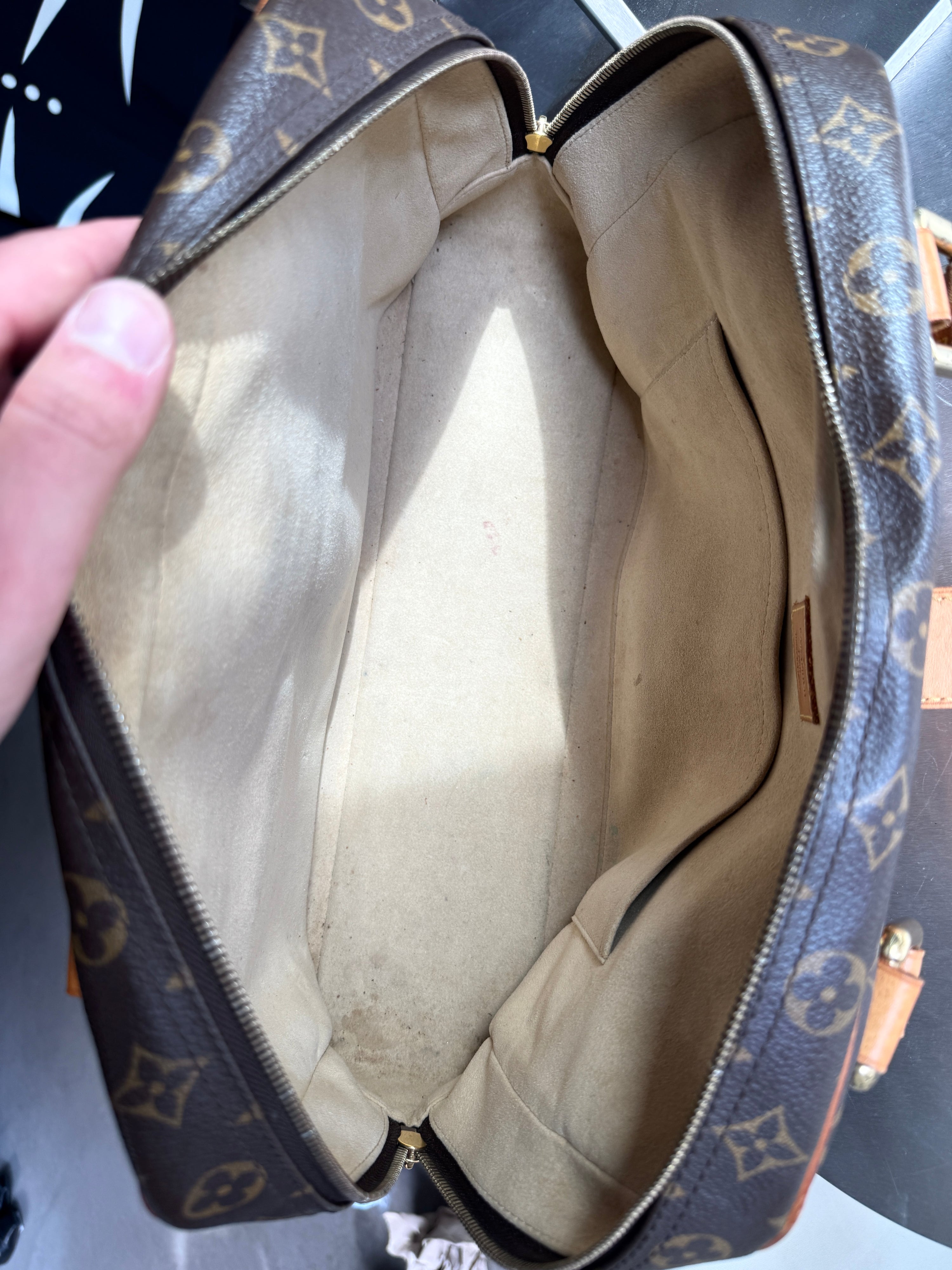 2009 Louis Vuitton Manhattan GM Bag Brown (FL0069)