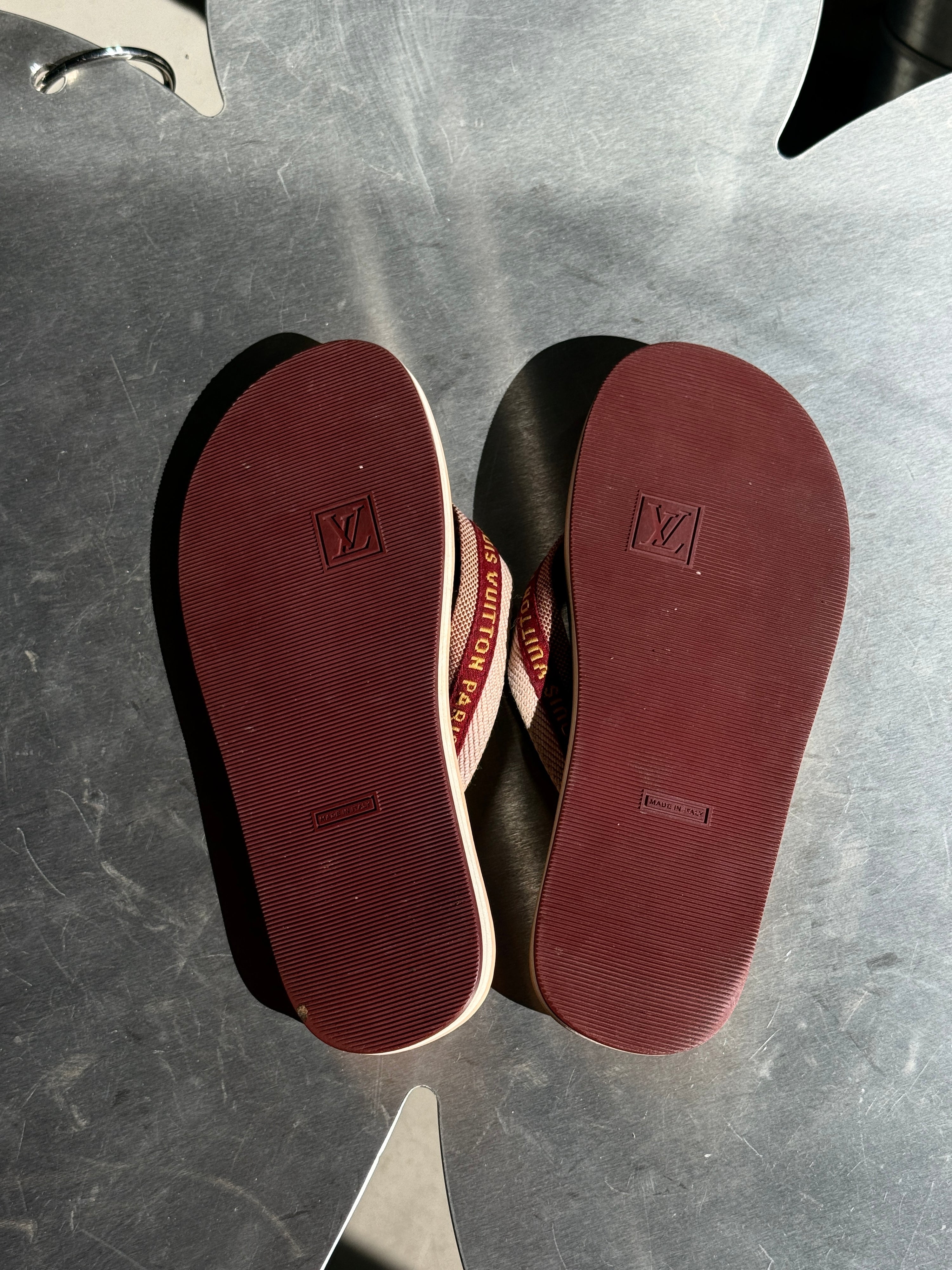 Louis Vuitton "Bahia" Rubber Flip Flops / Sandals (EU 38)
