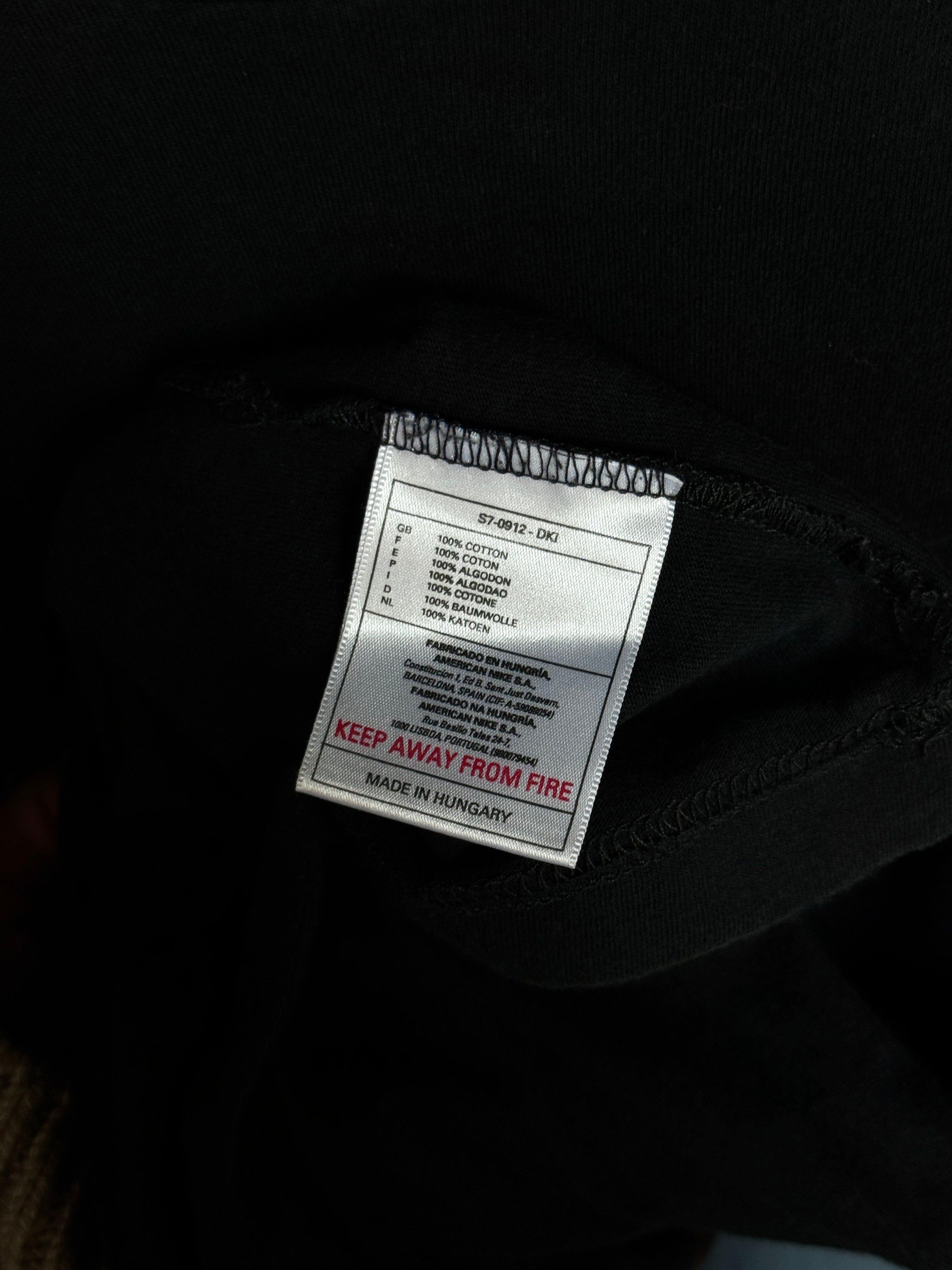 Vintage 1990s Nike Michael Jordan "Man Or Machine" Tee Black - M