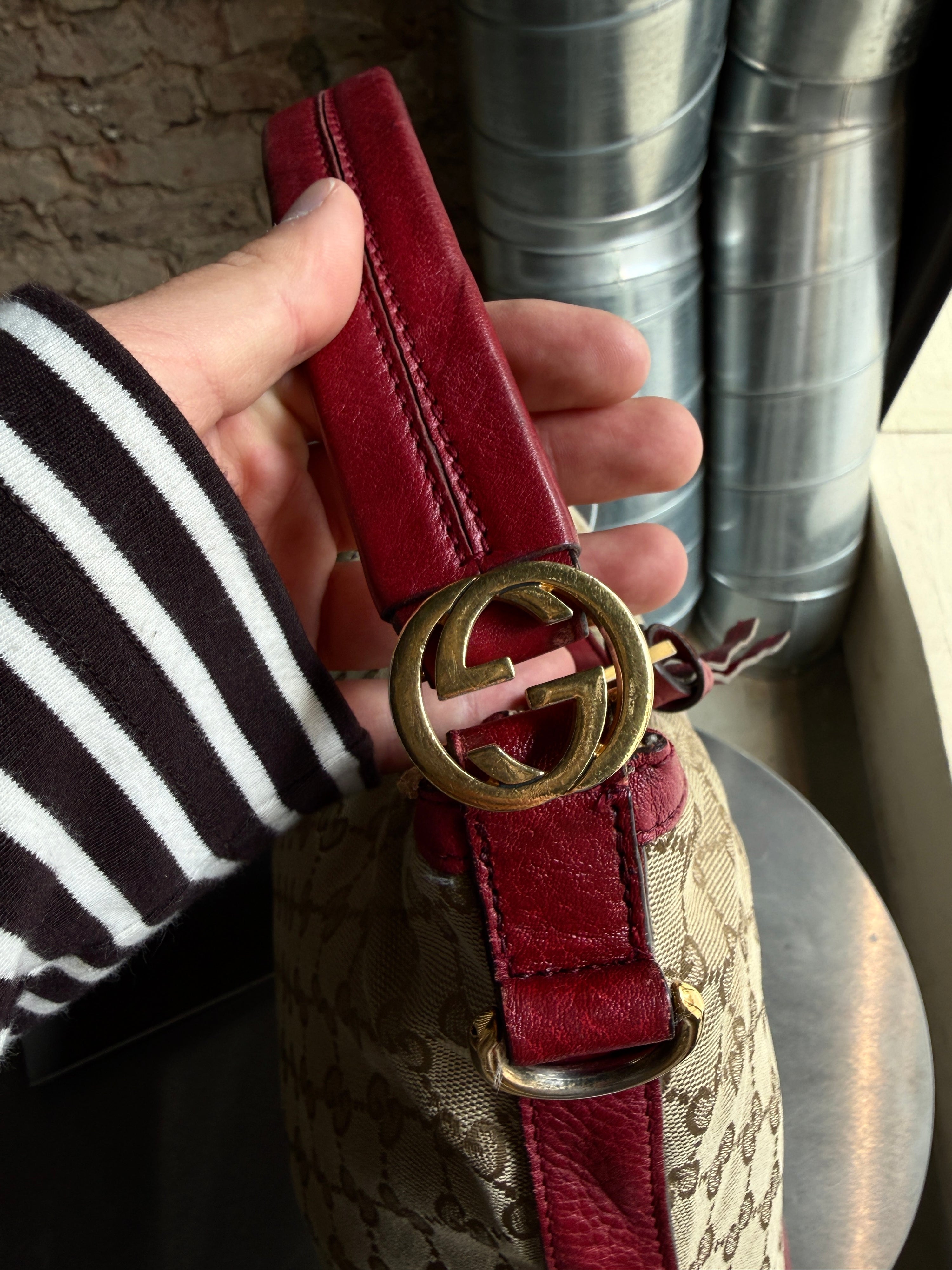 Vintage Small Gucci Hobo Bag Beige / Red