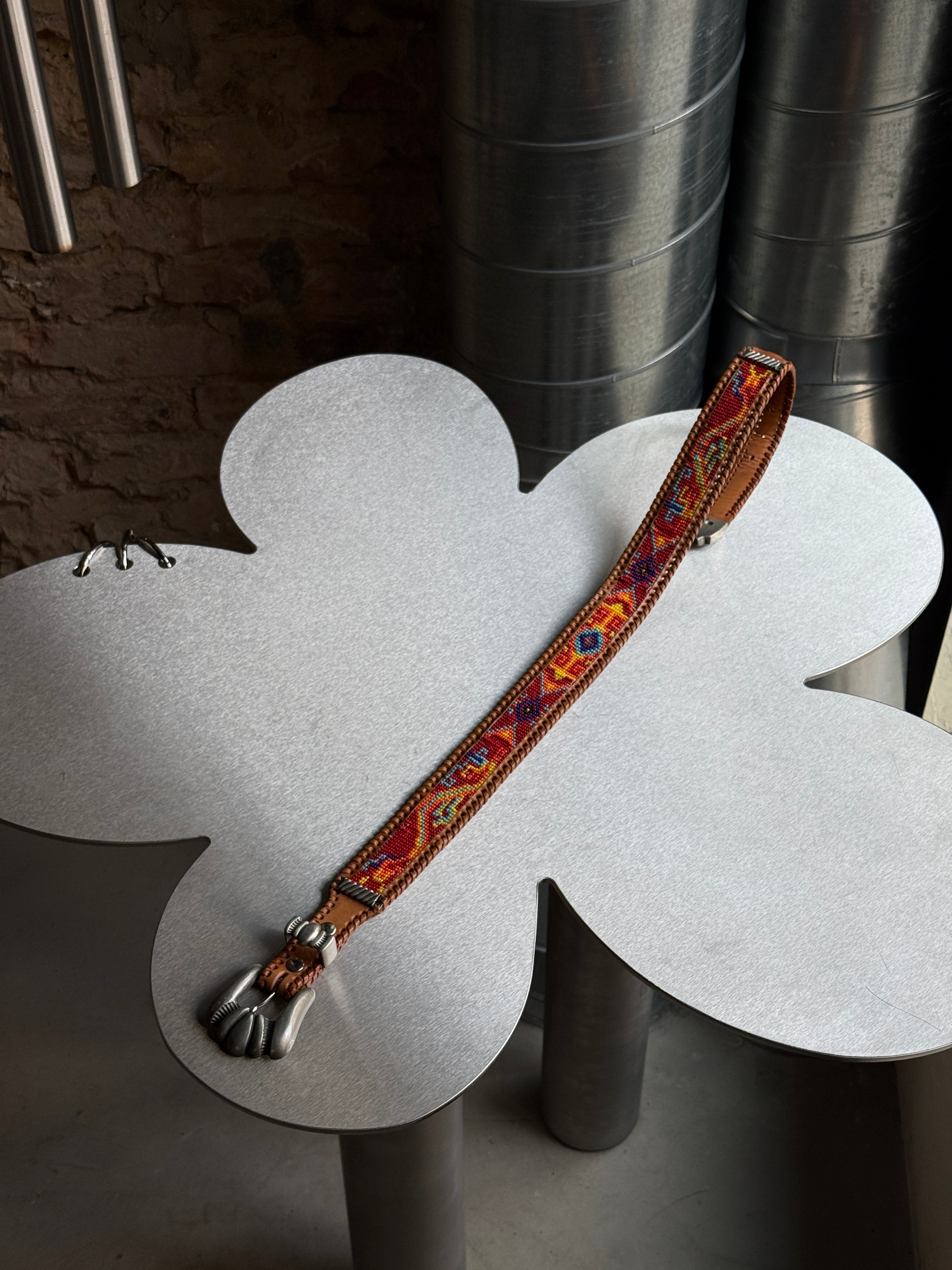 Vintage 1991 Chambers Native American / Aztec Beaded Brown Leather Belt