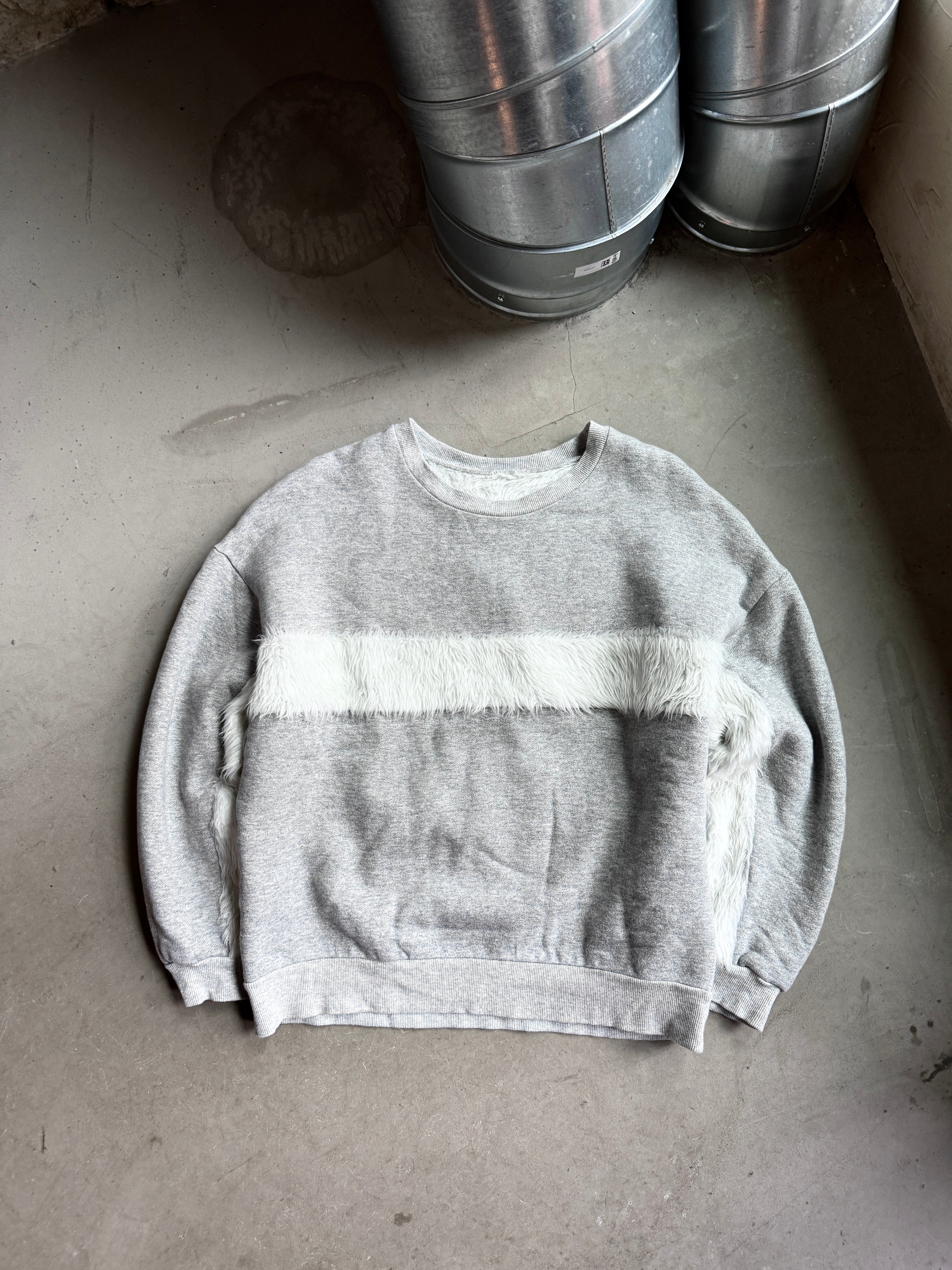Y’s by Yohji Yamamoto Faux Fur Sweater Grey - L