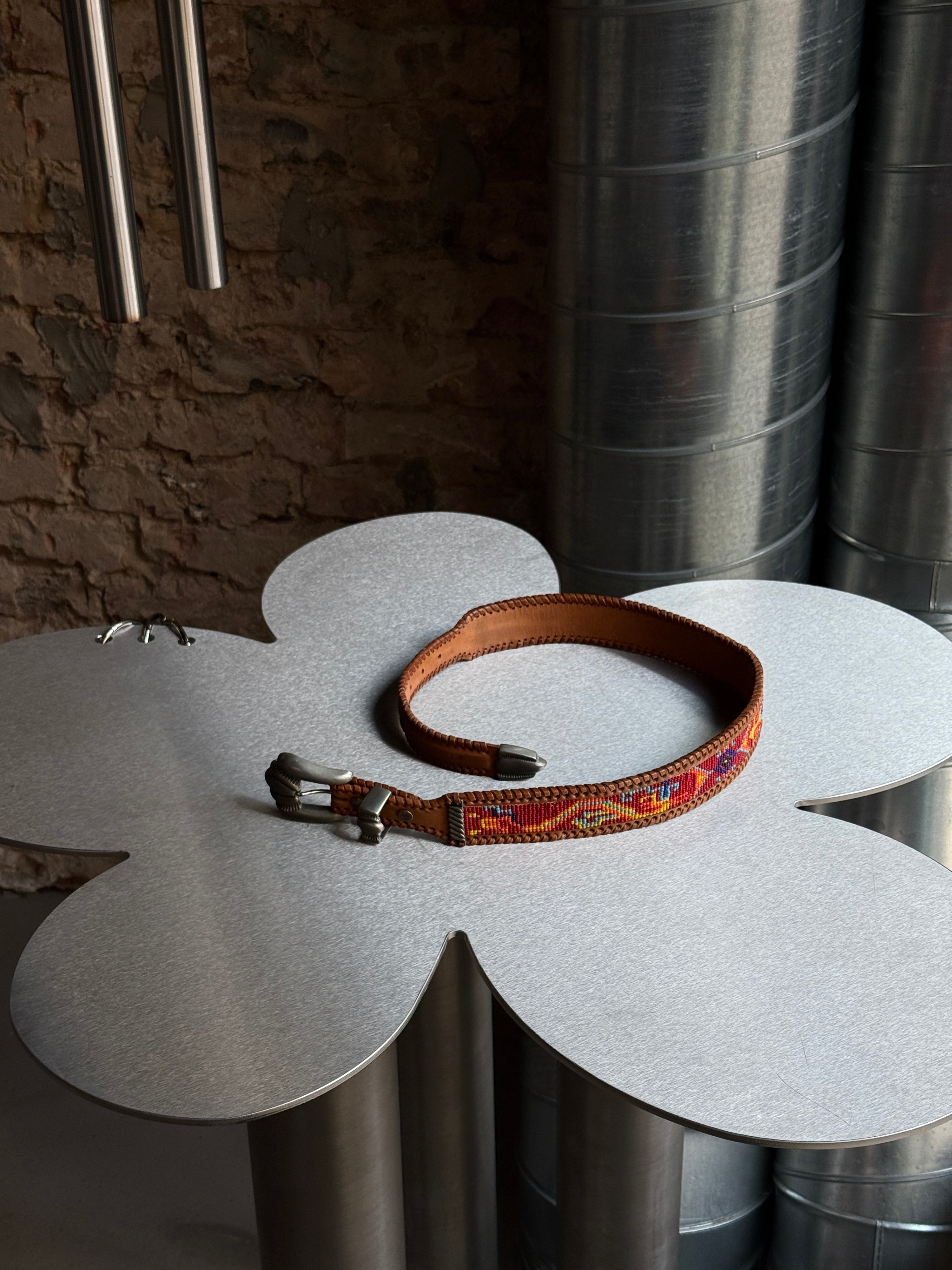 Vintage 1991 Chambers Native American / Aztec Beaded Brown Leather Belt