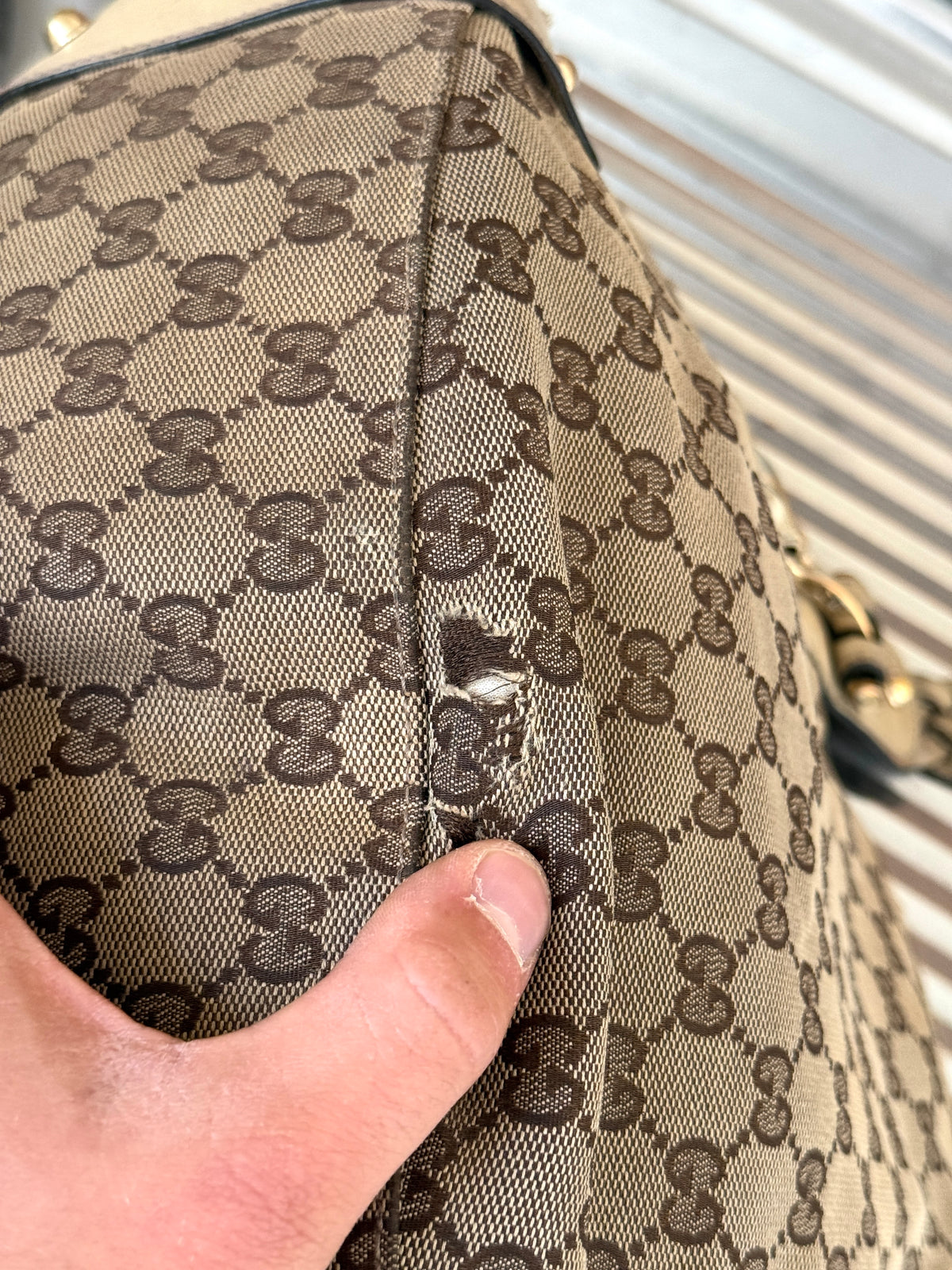 Gucci Beige GG Canvas Pelham Medium Horsebit Tote Bag