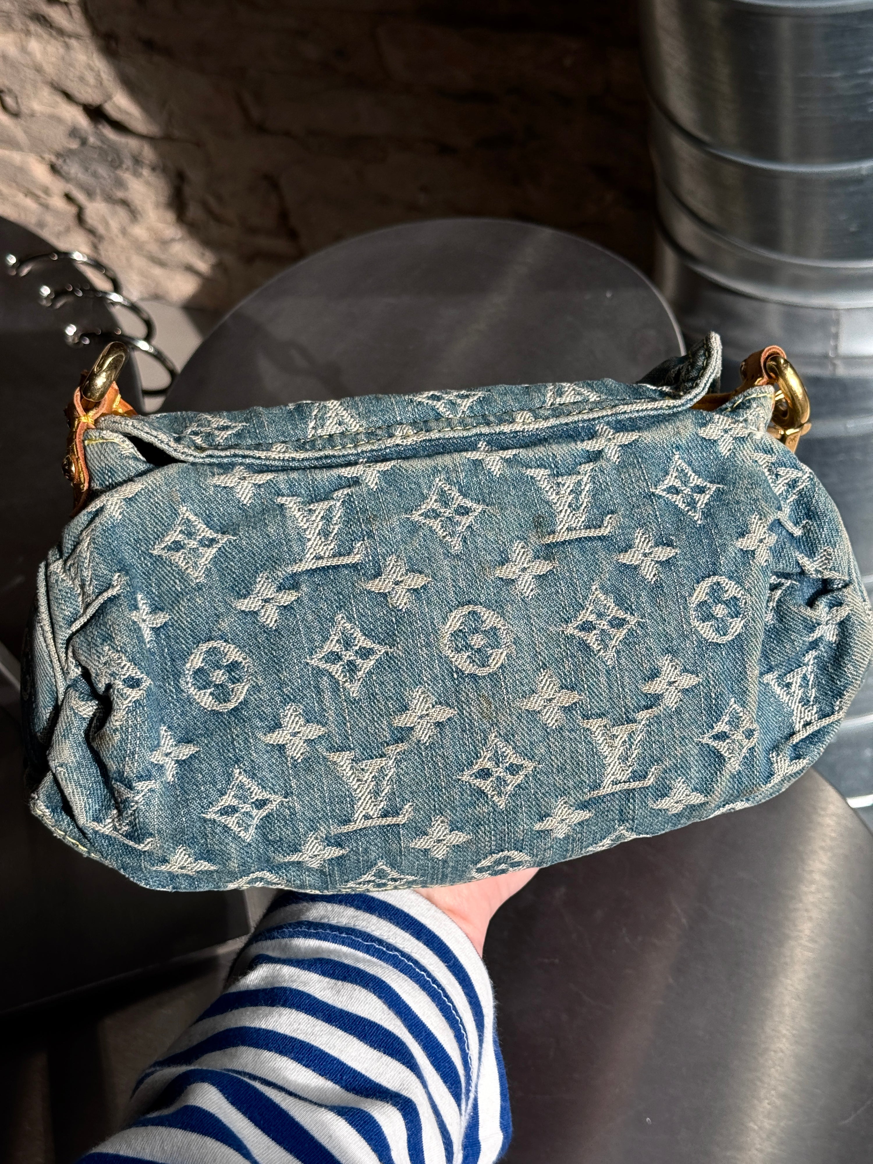 Vintage 2005 Louis Vuitton Denim Monogram Mini Pleaty Shoulder Bag (CA0075)
