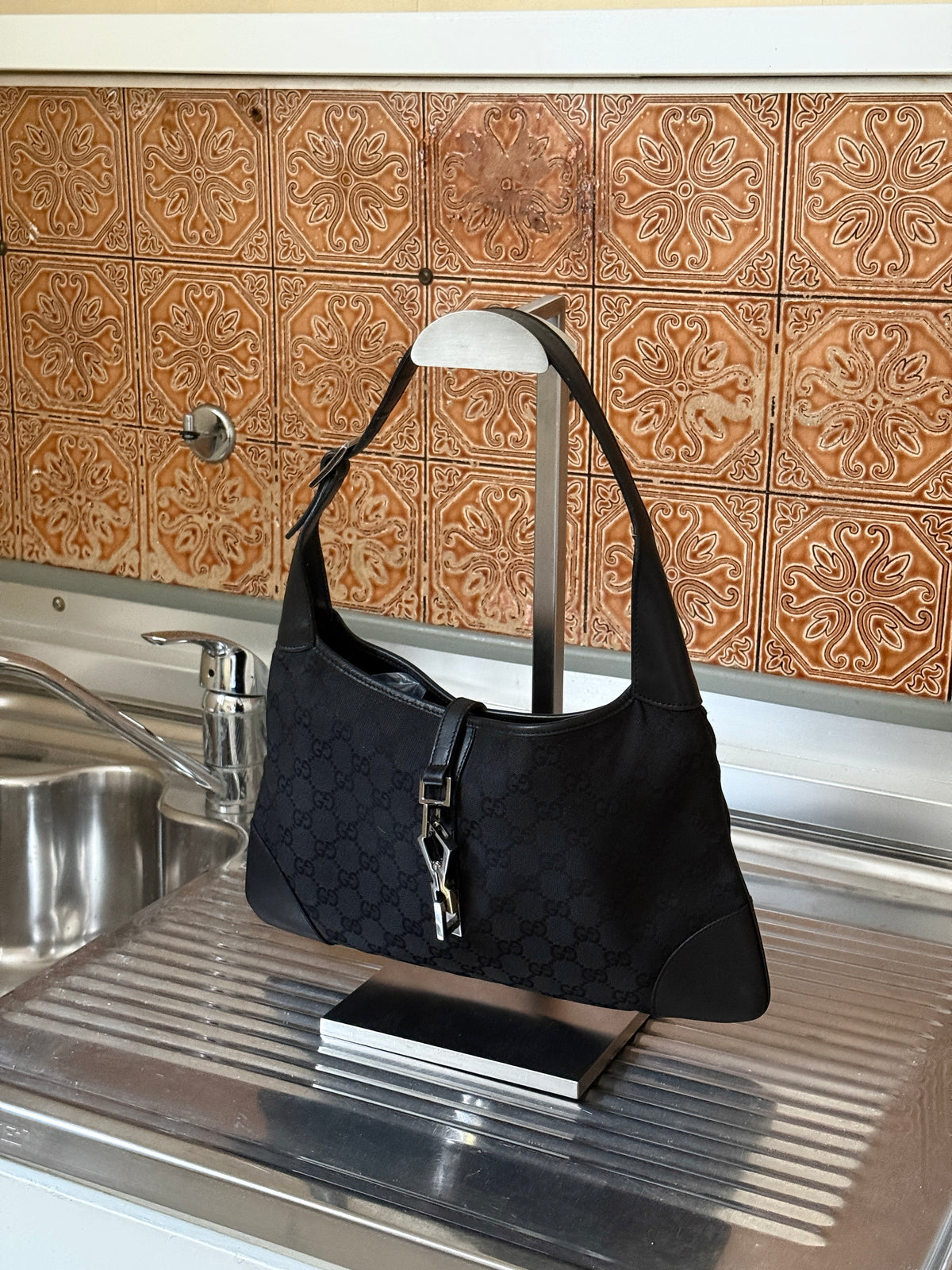 Vintage Gucci GG Canvas Monogram Black Jackie 1961 Hobo Bag