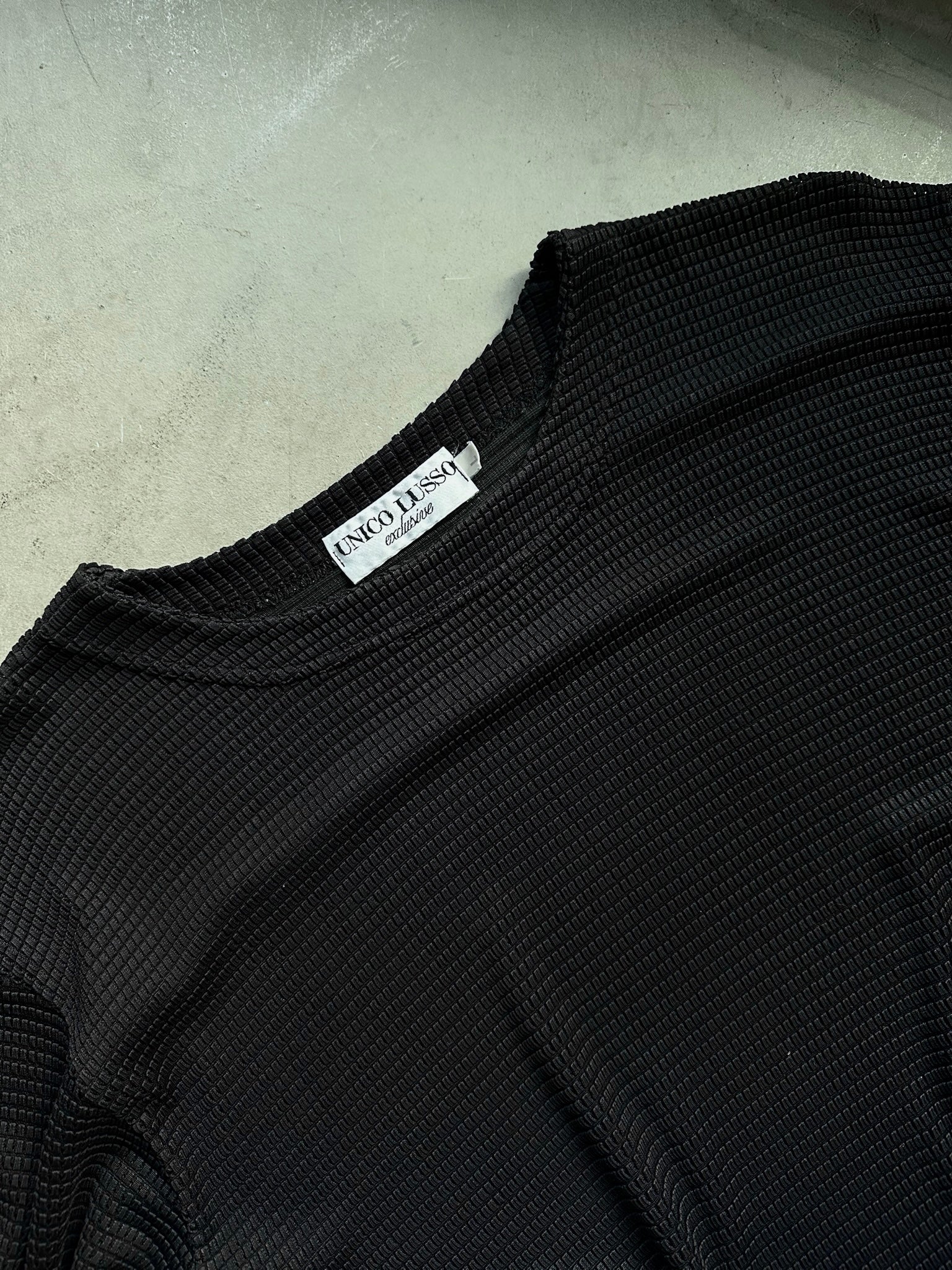 Vintage 1980s Unico Lusso Waffle Mesh Longsleeve Black - L