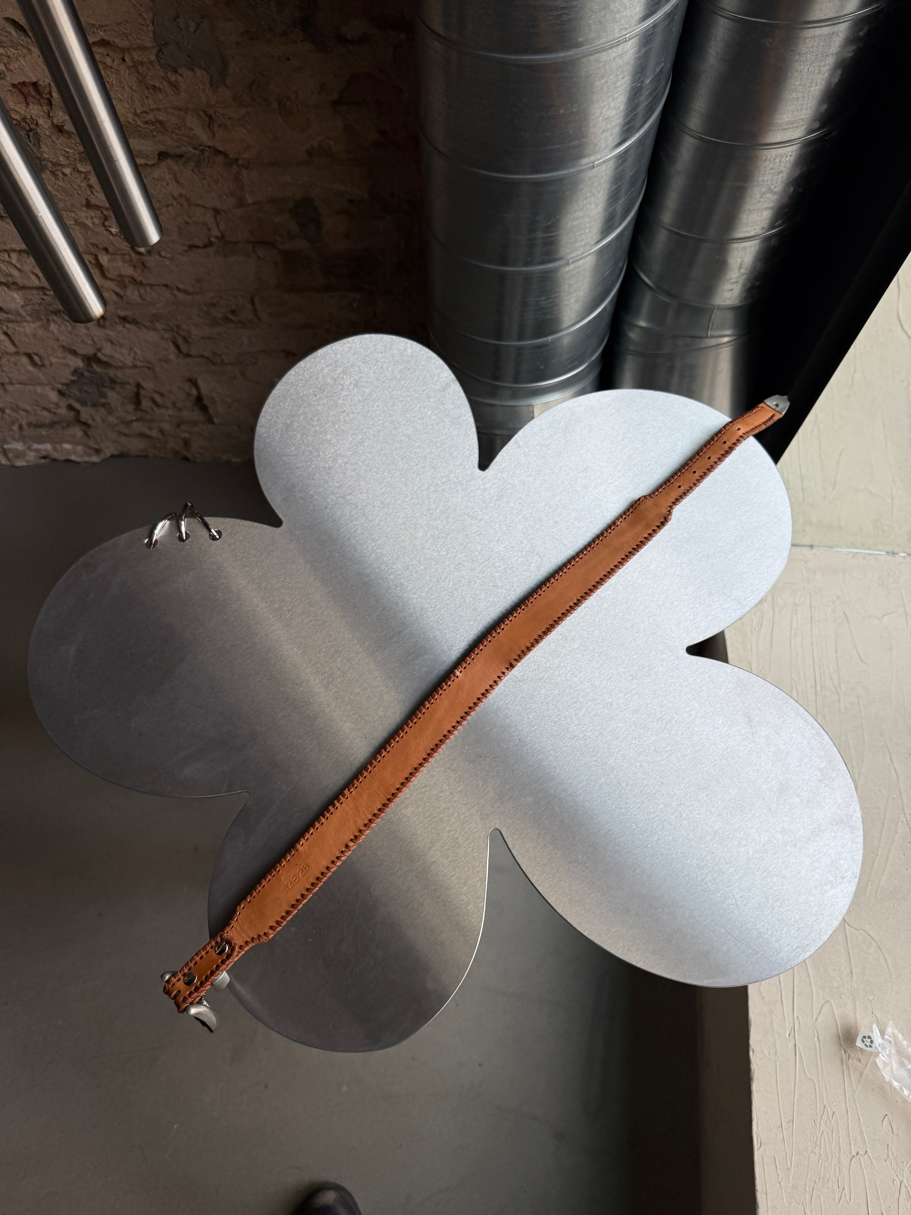 Vintage 1991 Chambers Native American / Aztec Beaded Brown Leather Belt