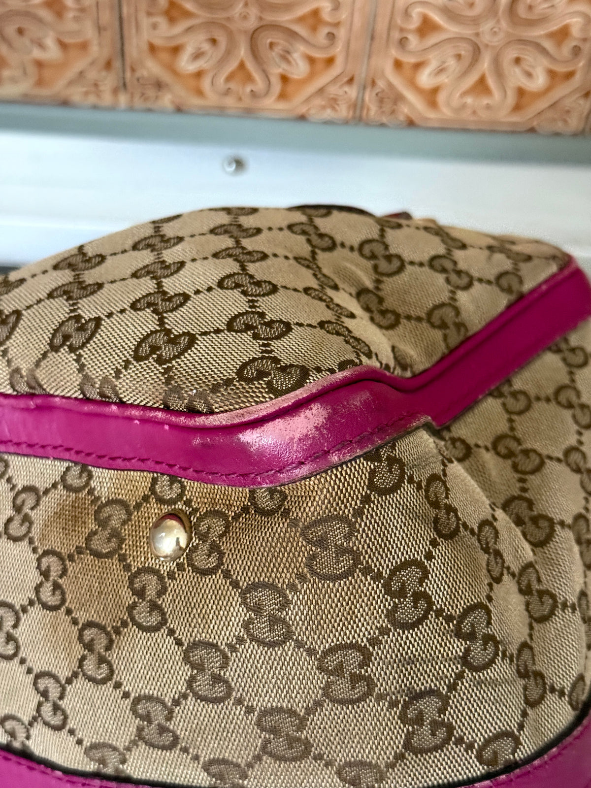 Gucci GG Canvas Beige/Pink Medium Joy Boston Bag