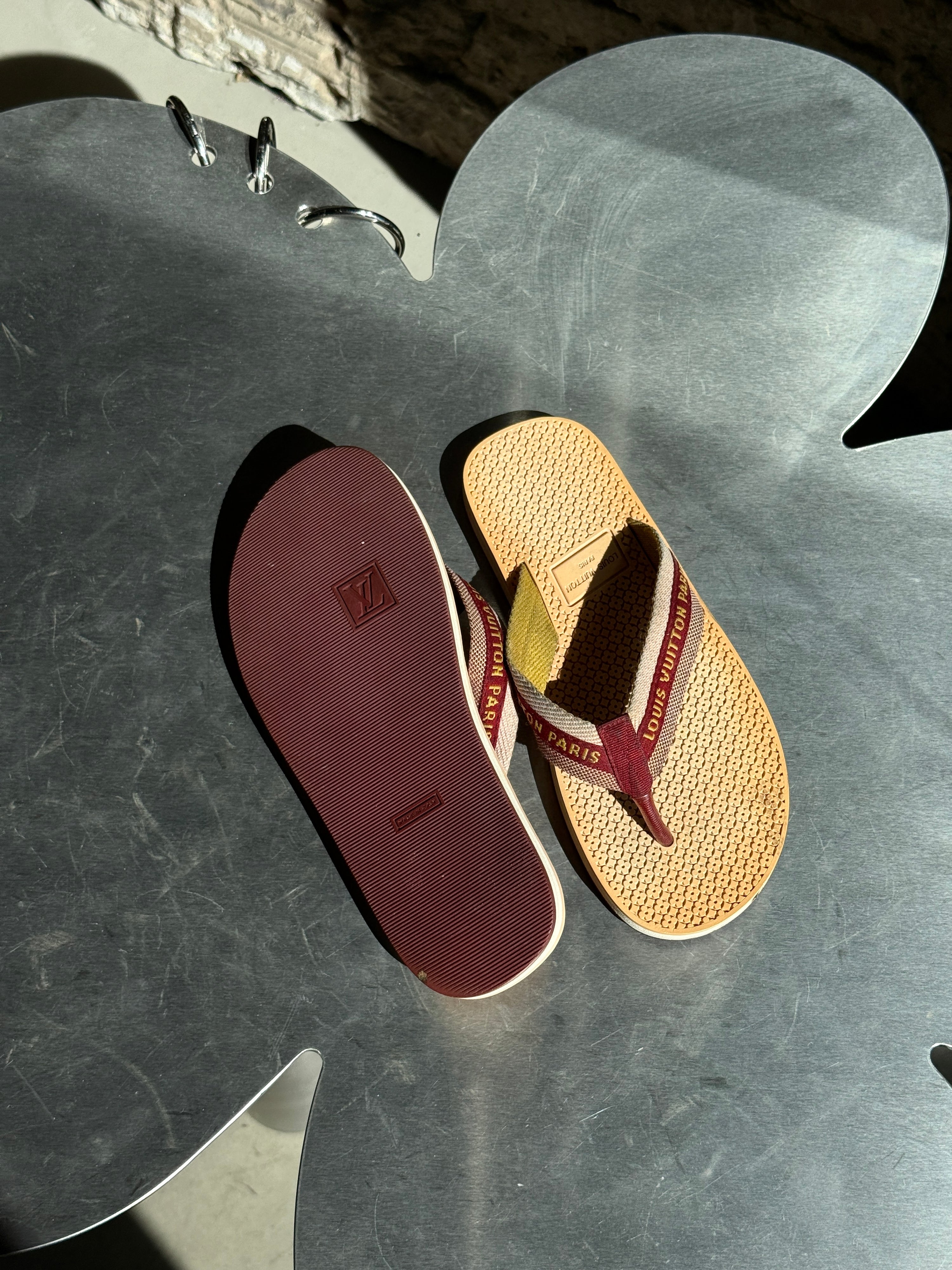 Louis Vuitton "Bahia" Rubber Flip Flops / Sandals (EU 38)