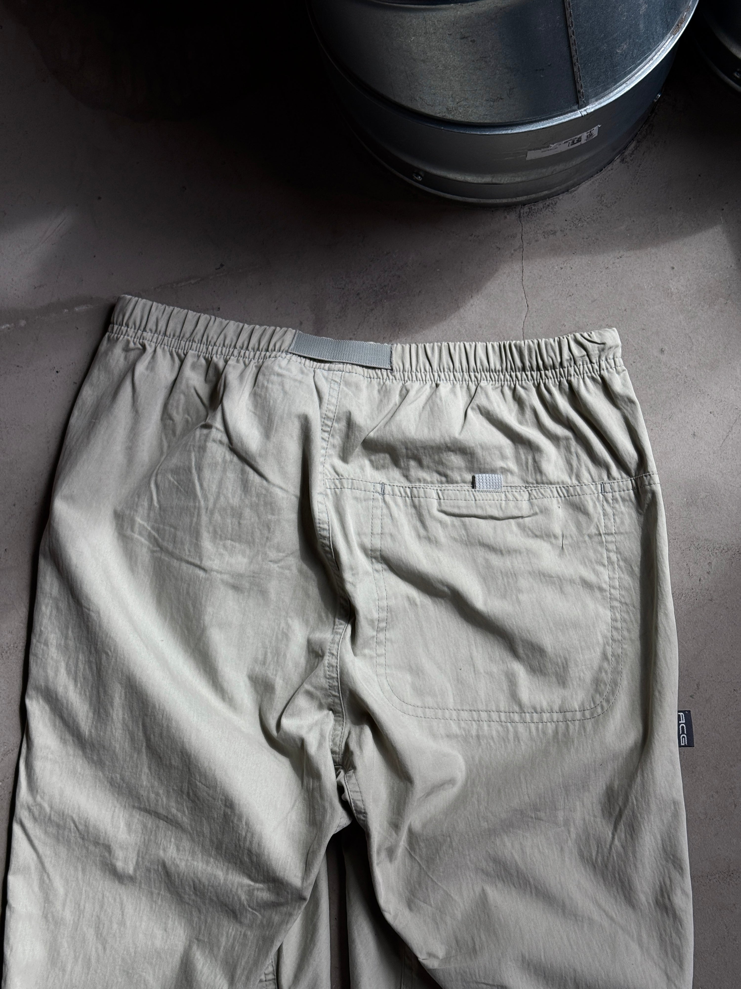 Vintage Nike ACG Lightweight Pants Tan - S
