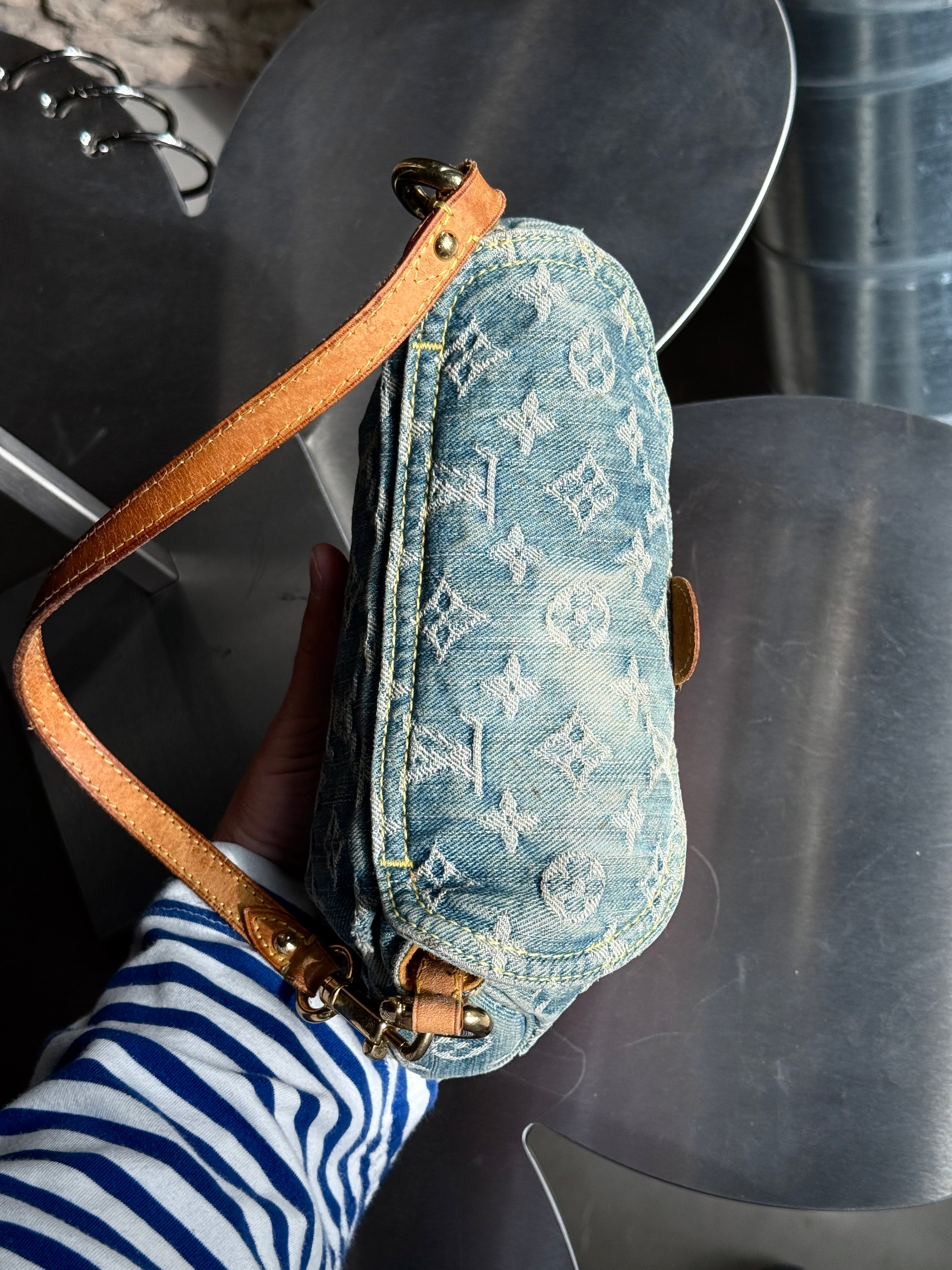 Vintage 2005 Louis Vuitton Denim Monogram Mini Pleaty Shoulder Bag (CA0075)