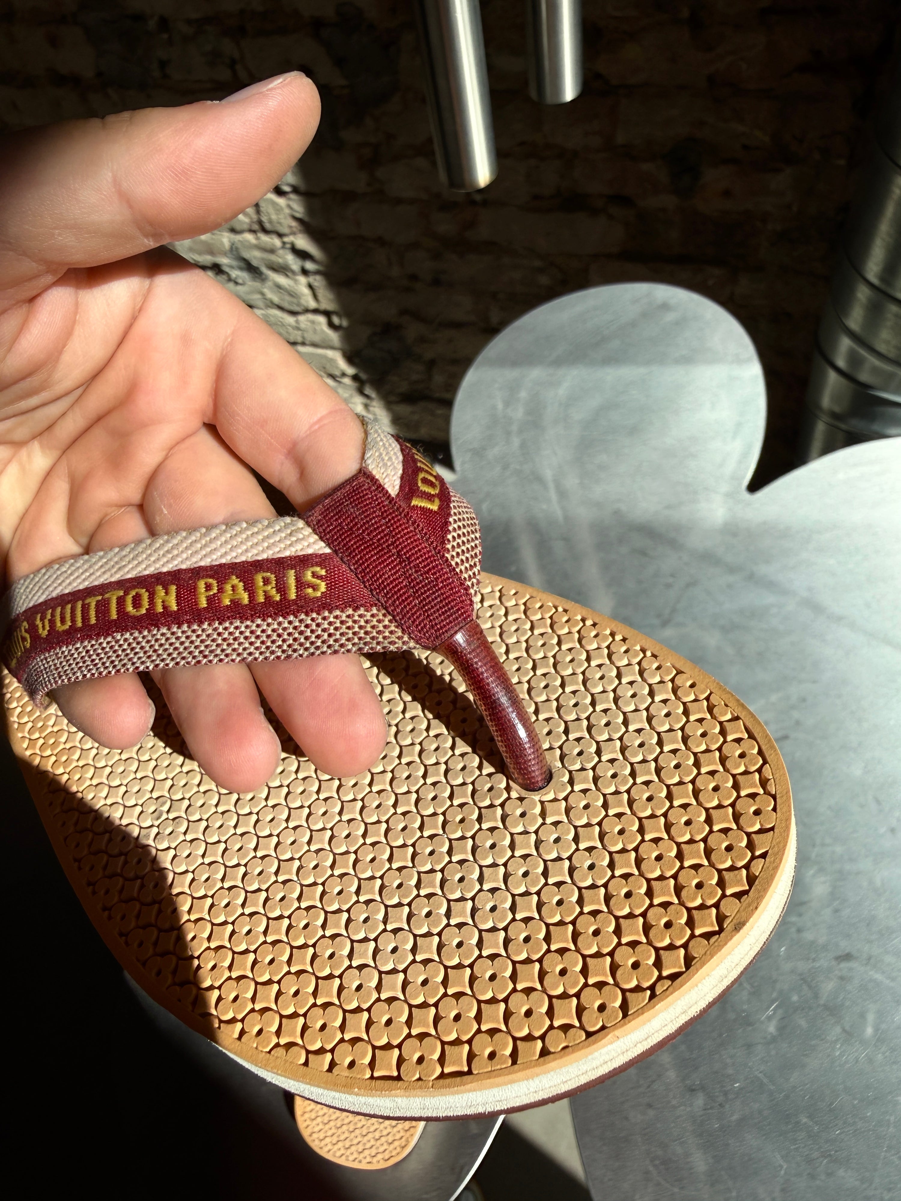 Louis Vuitton "Bahia" Rubber Flip Flops / Sandals (EU 38)