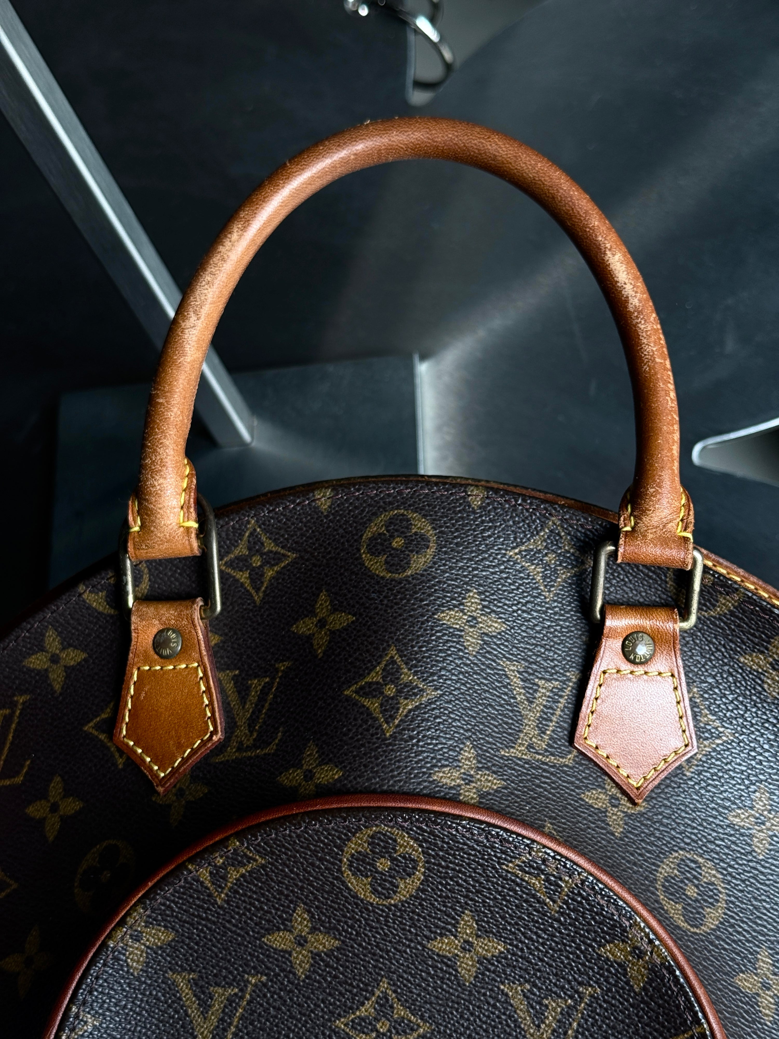 Vintage 1999 Louis Vuitton Ellipse PM Monogram Bag (MI0959)