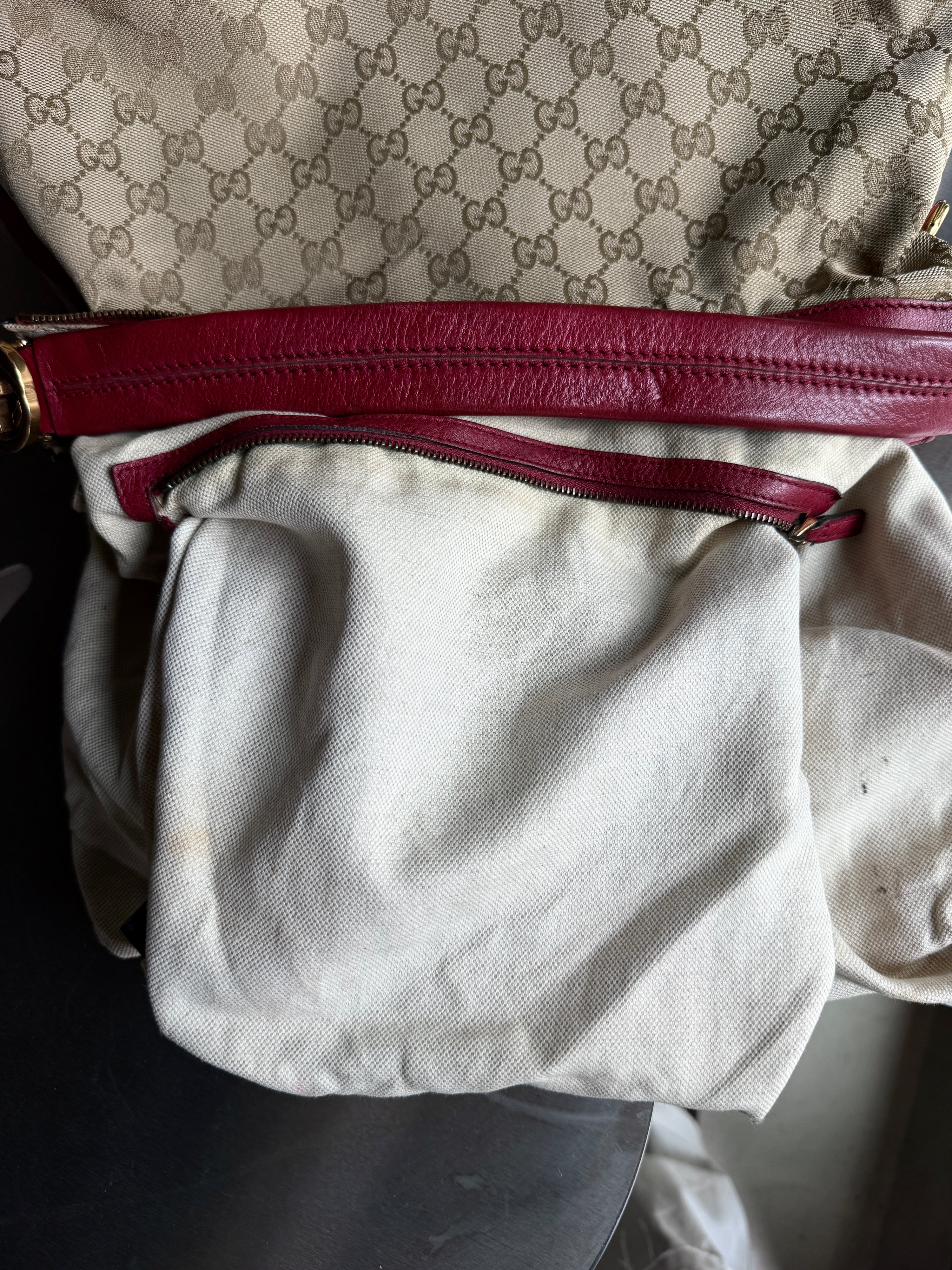 Vintage Small Gucci Hobo Bag Beige / Red