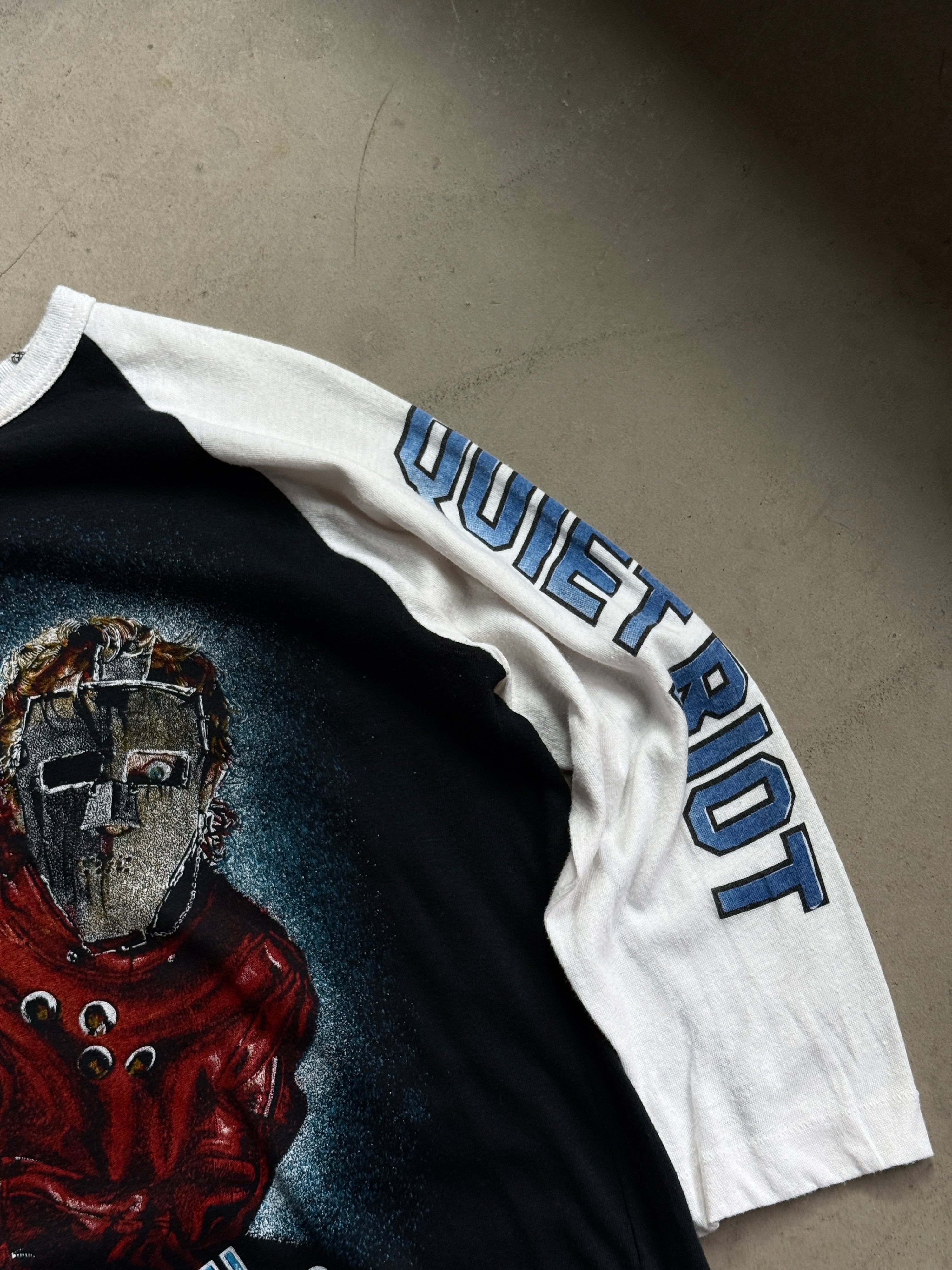 Vintage 1980s “Quiet Riot” Raglan T-Shirt Black - S