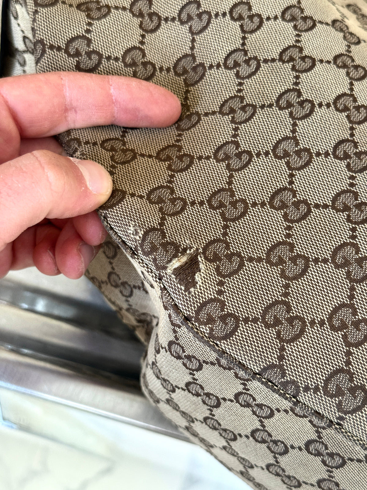 Gucci Beige GG Canvas Pelham Medium Horsebit Tote Bag