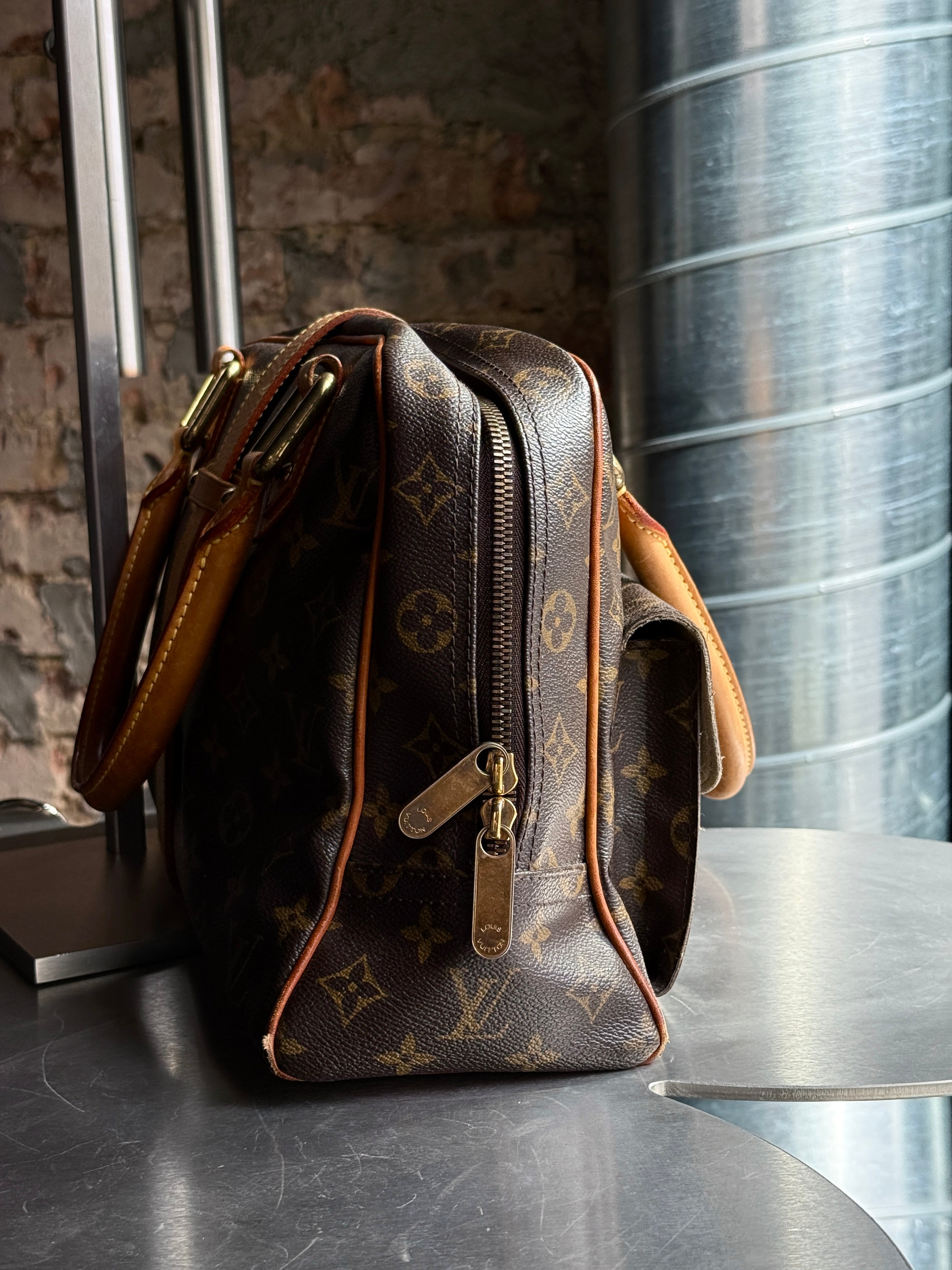2009 Louis Vuitton Manhattan GM Bag Brown (FL0069)