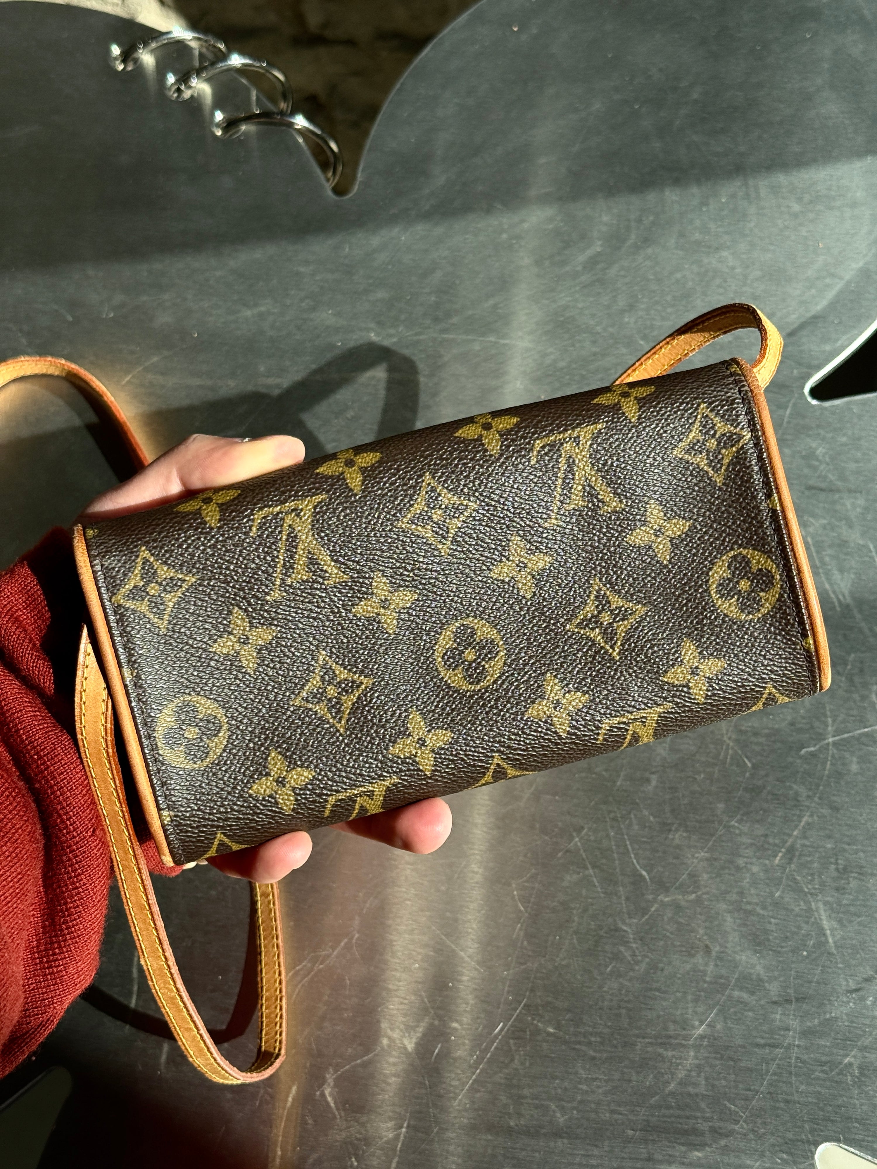 Vintage 1999 Louis Vuitton Twin PM Crossbody Bag (CA0999)