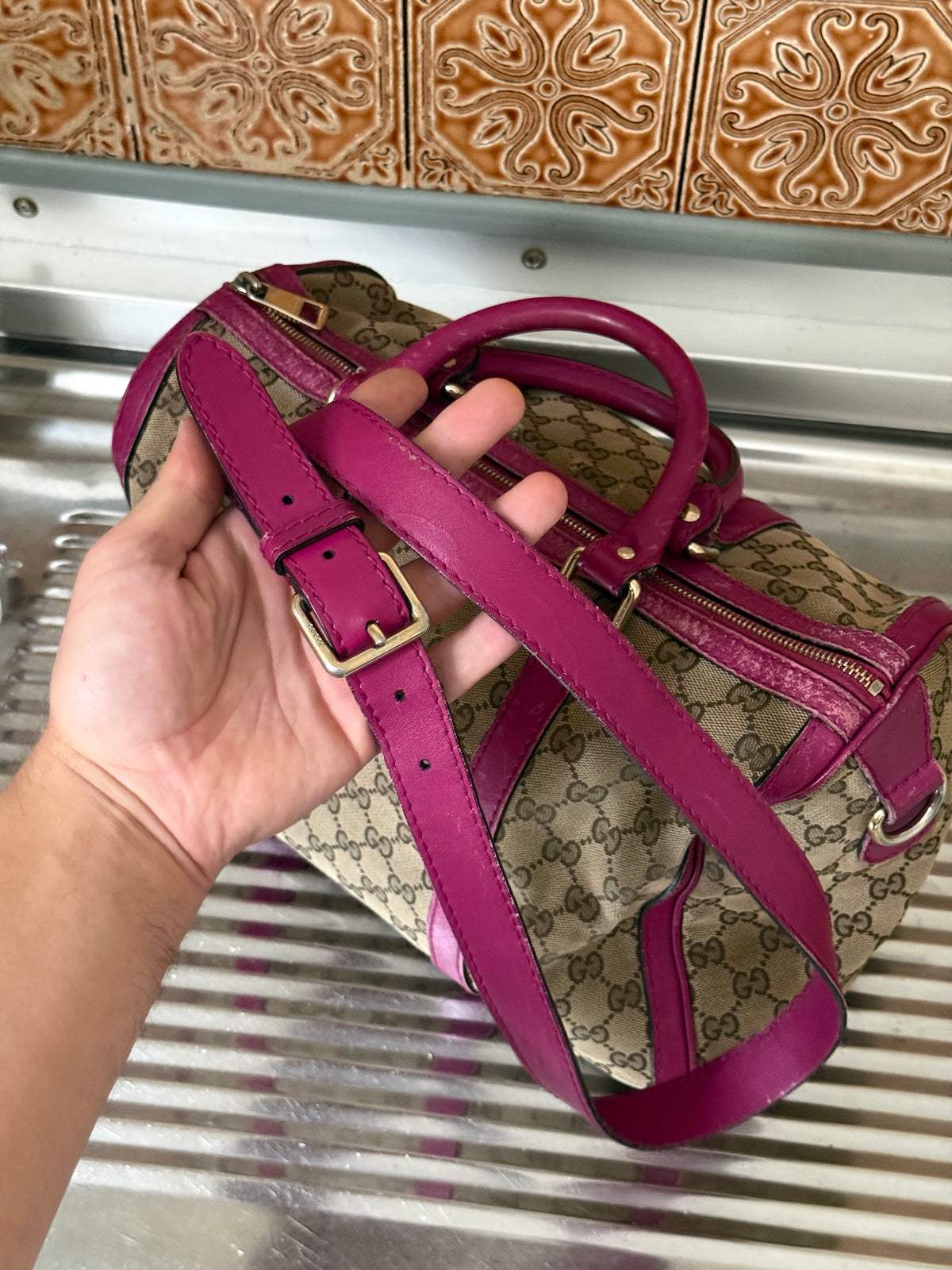 Gucci GG Canvas Beige/Pink Medium Joy Boston Bag