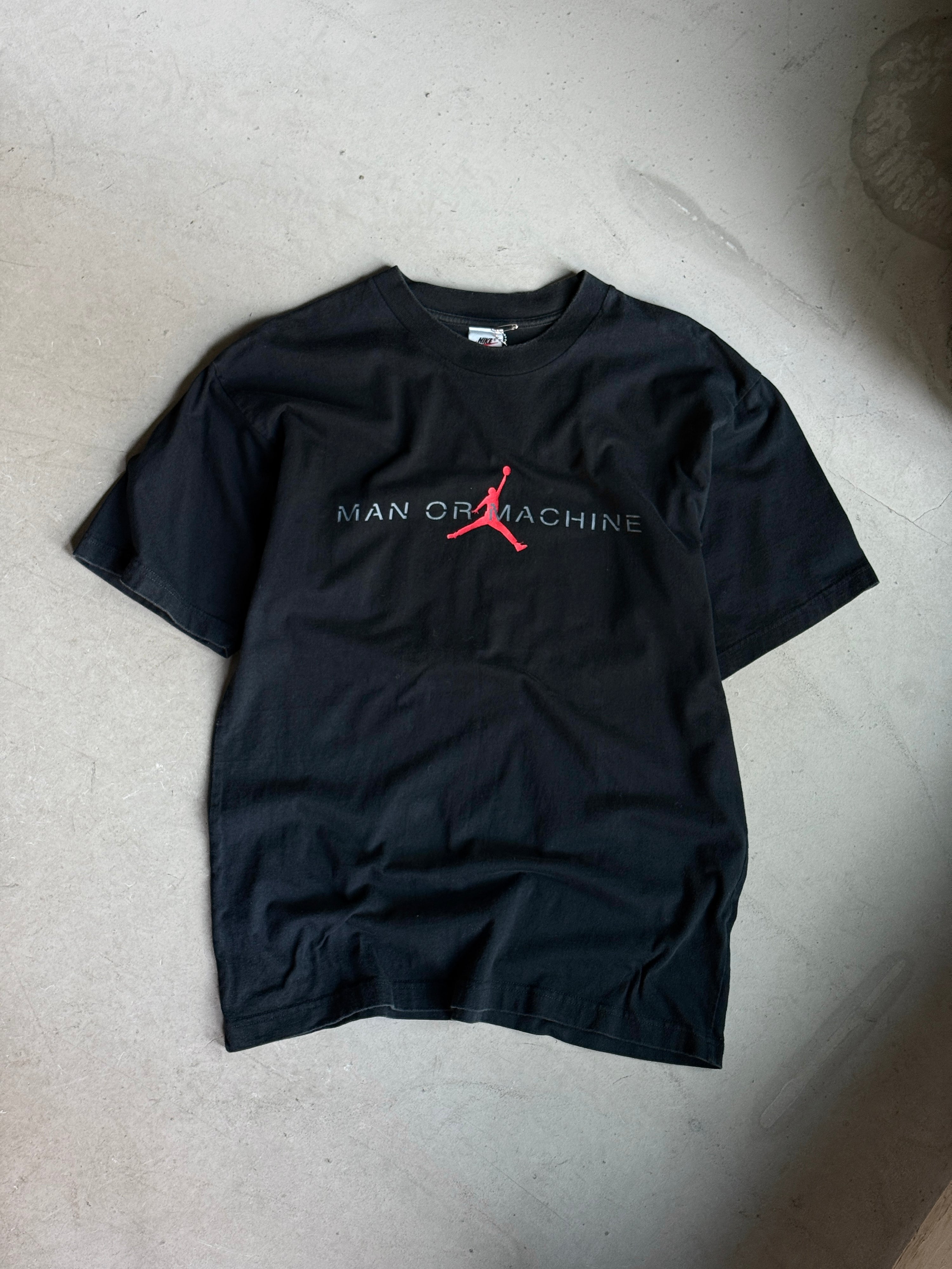 Vintage 1990s Nike Michael Jordan "Man Or Machine" Tee Black - M