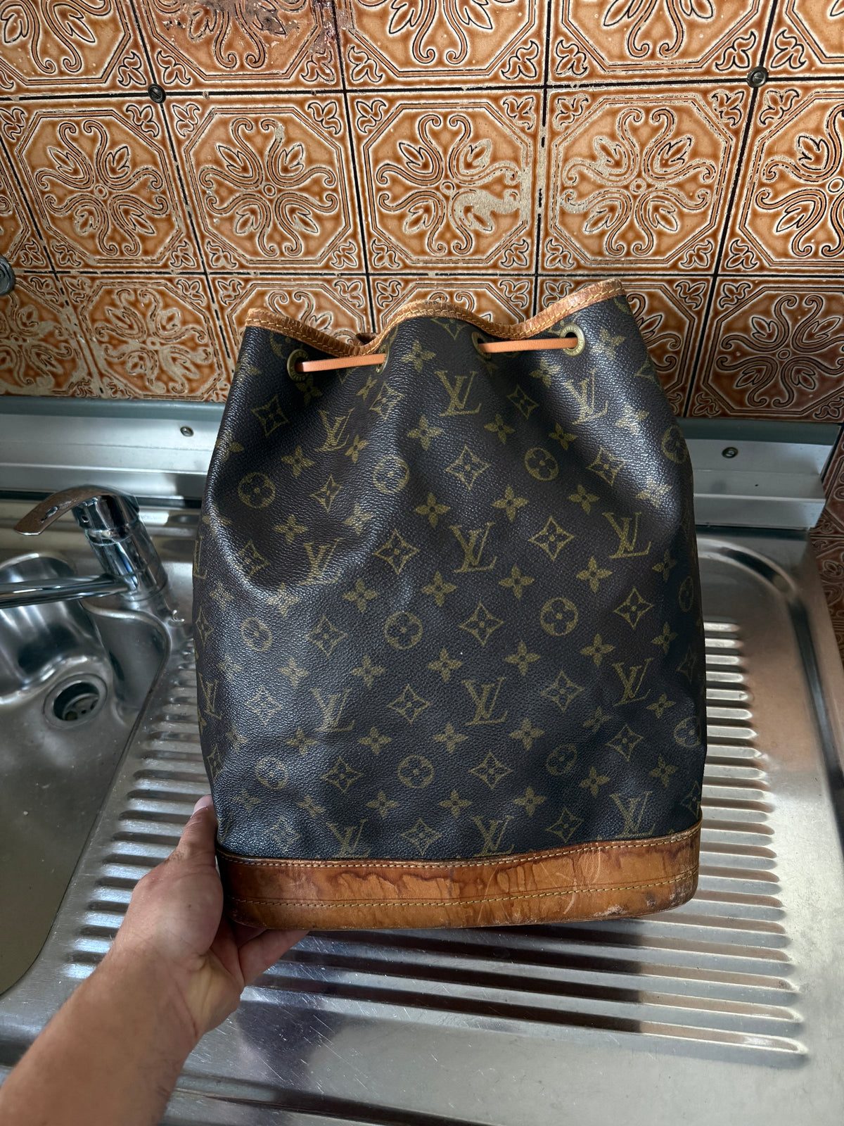 Vintage 1993 Louis Vuitton Sac Noé GM (AR0913)