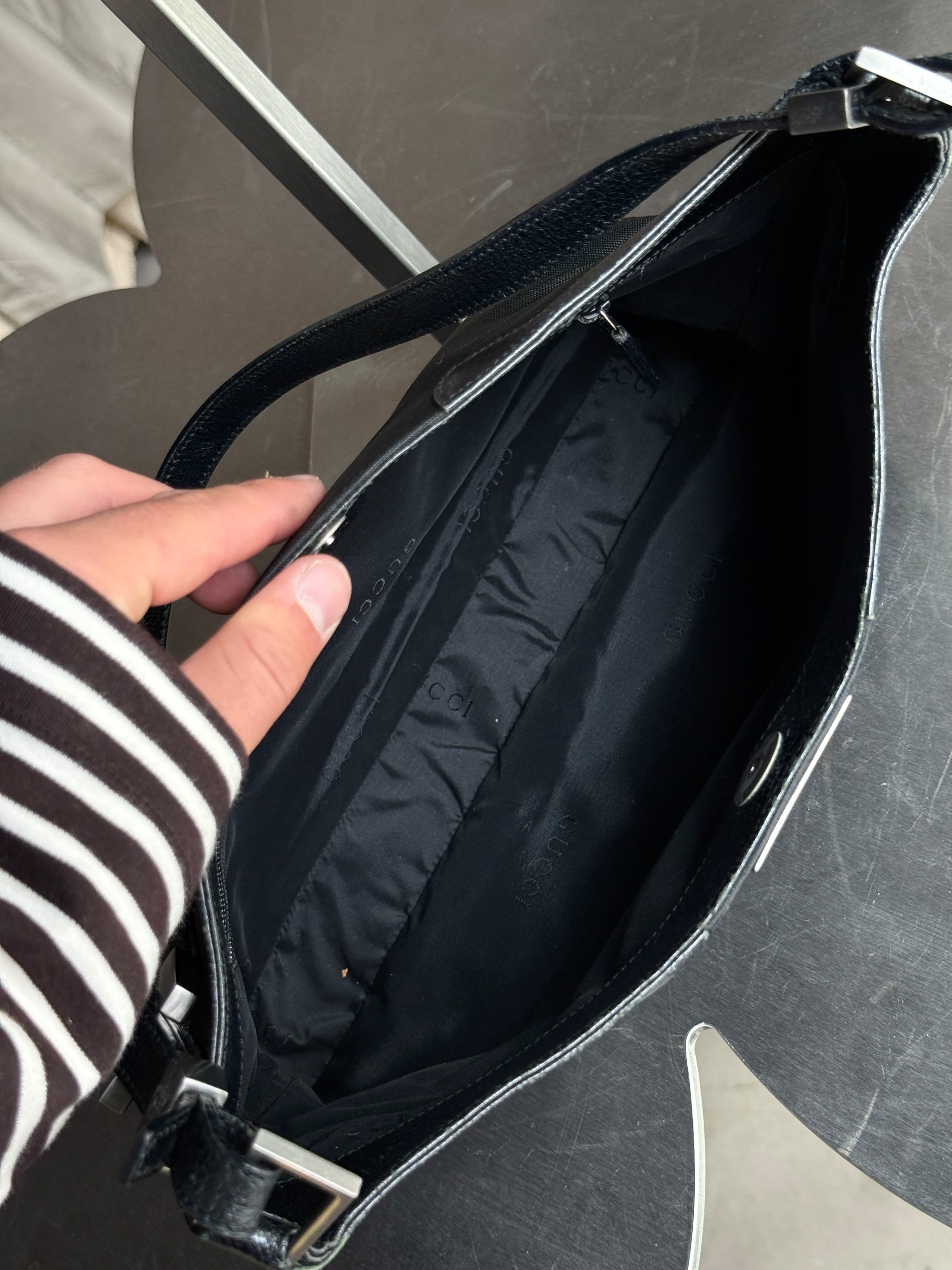 Vintage Gucci Nylon / Leather Shoulder Bag Black