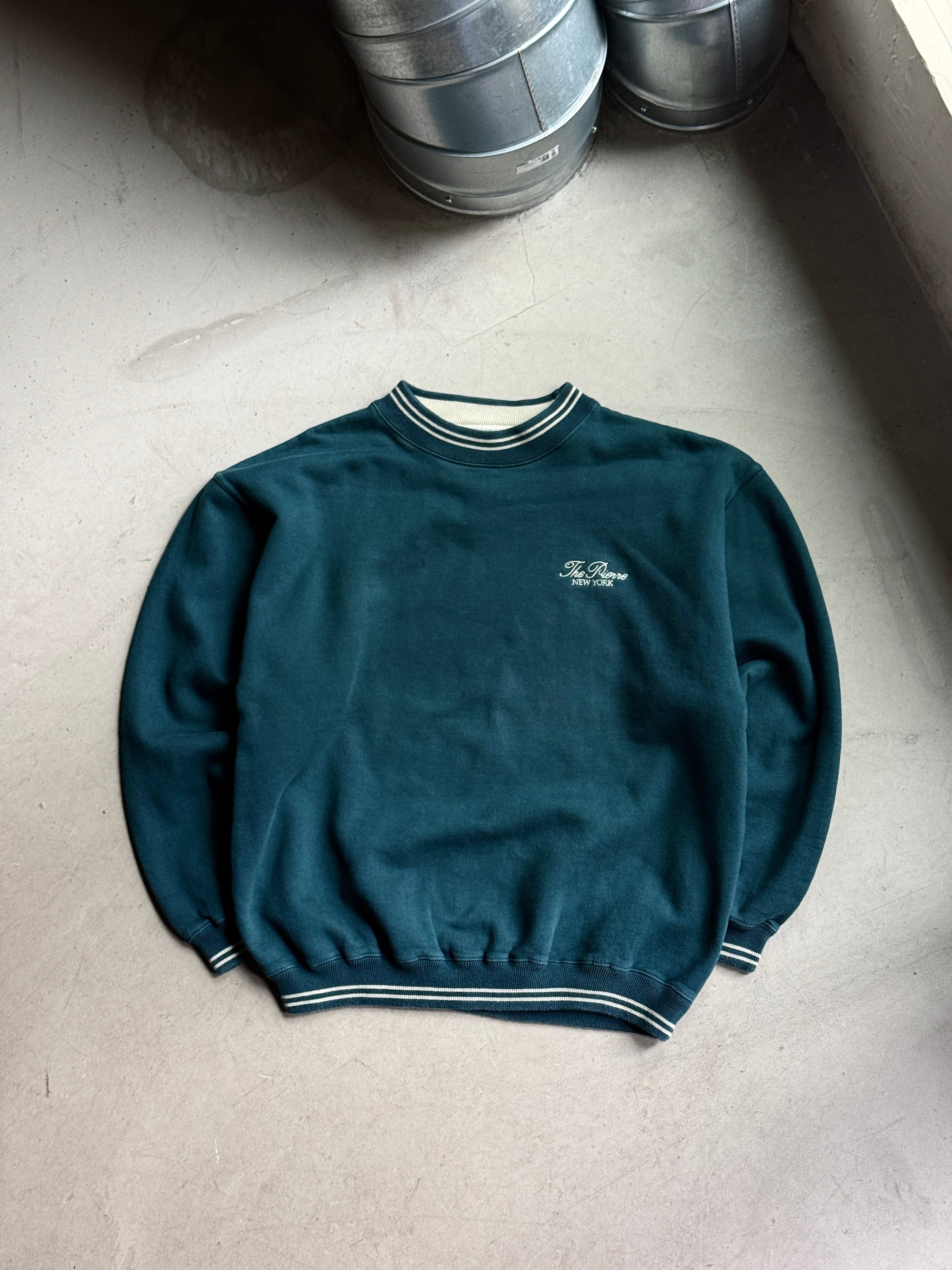 Vintage 1990s “The Pierre NYC” Sweatshirt Green - M