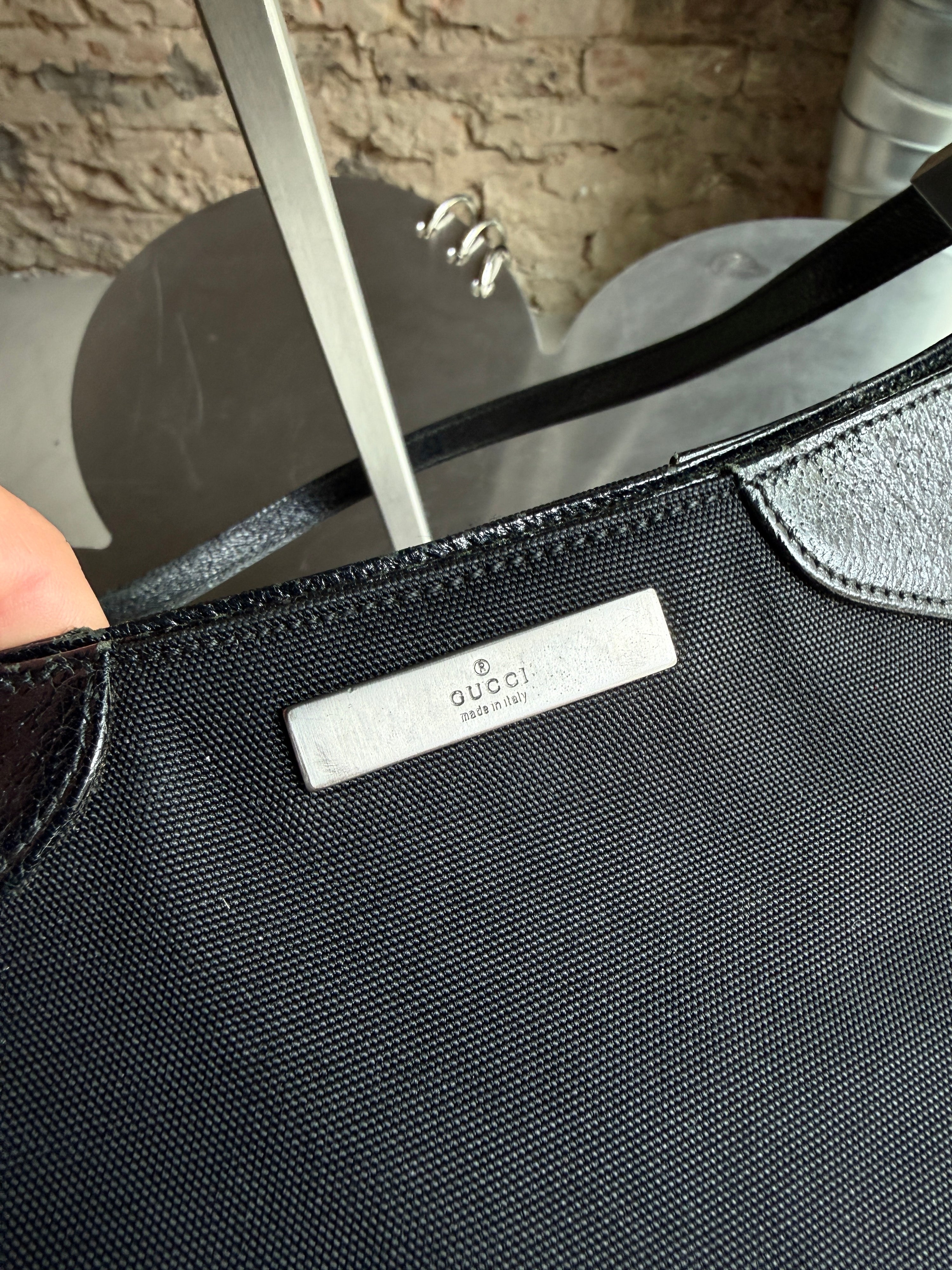 Vintage Gucci Nylon / Leather Shoulder Bag Black