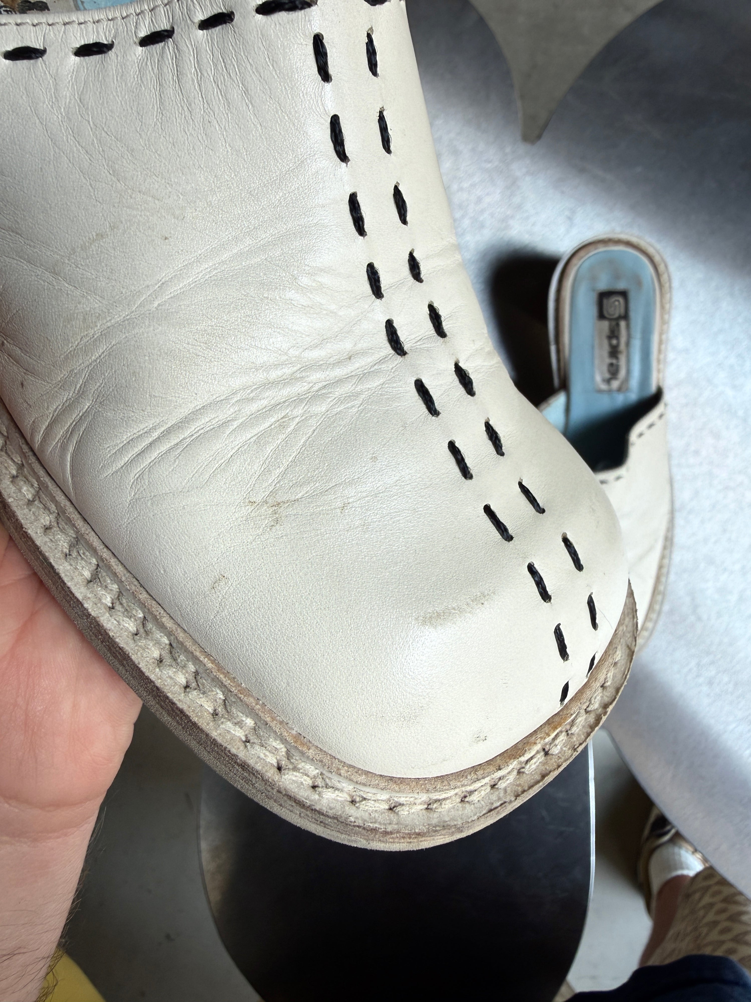 Vintage “Spiral” Leather Mule Clogs White - EU 36