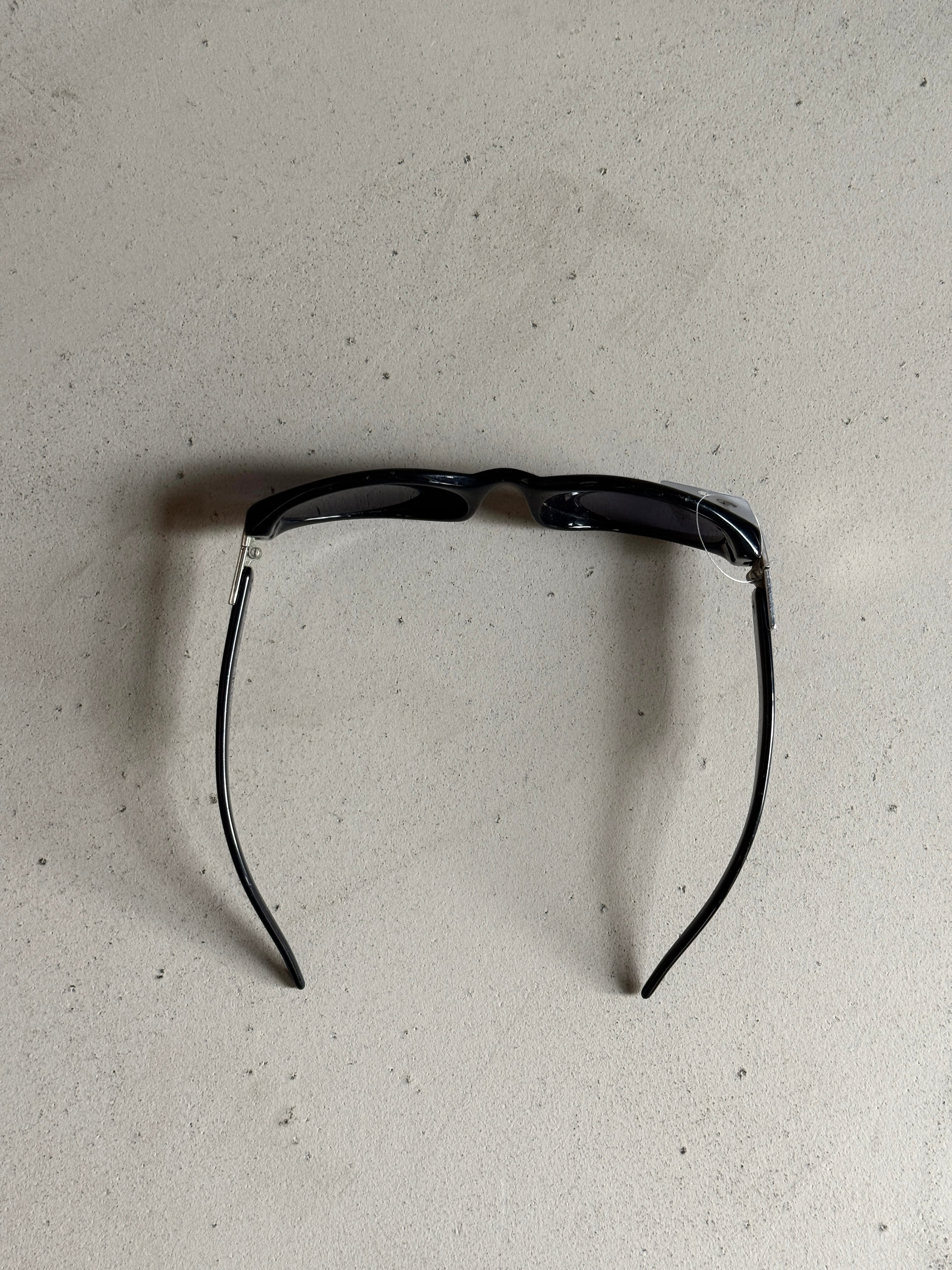 Vintage Gucci Rimmed Oval Sunglasses Black (GG 2411/S)