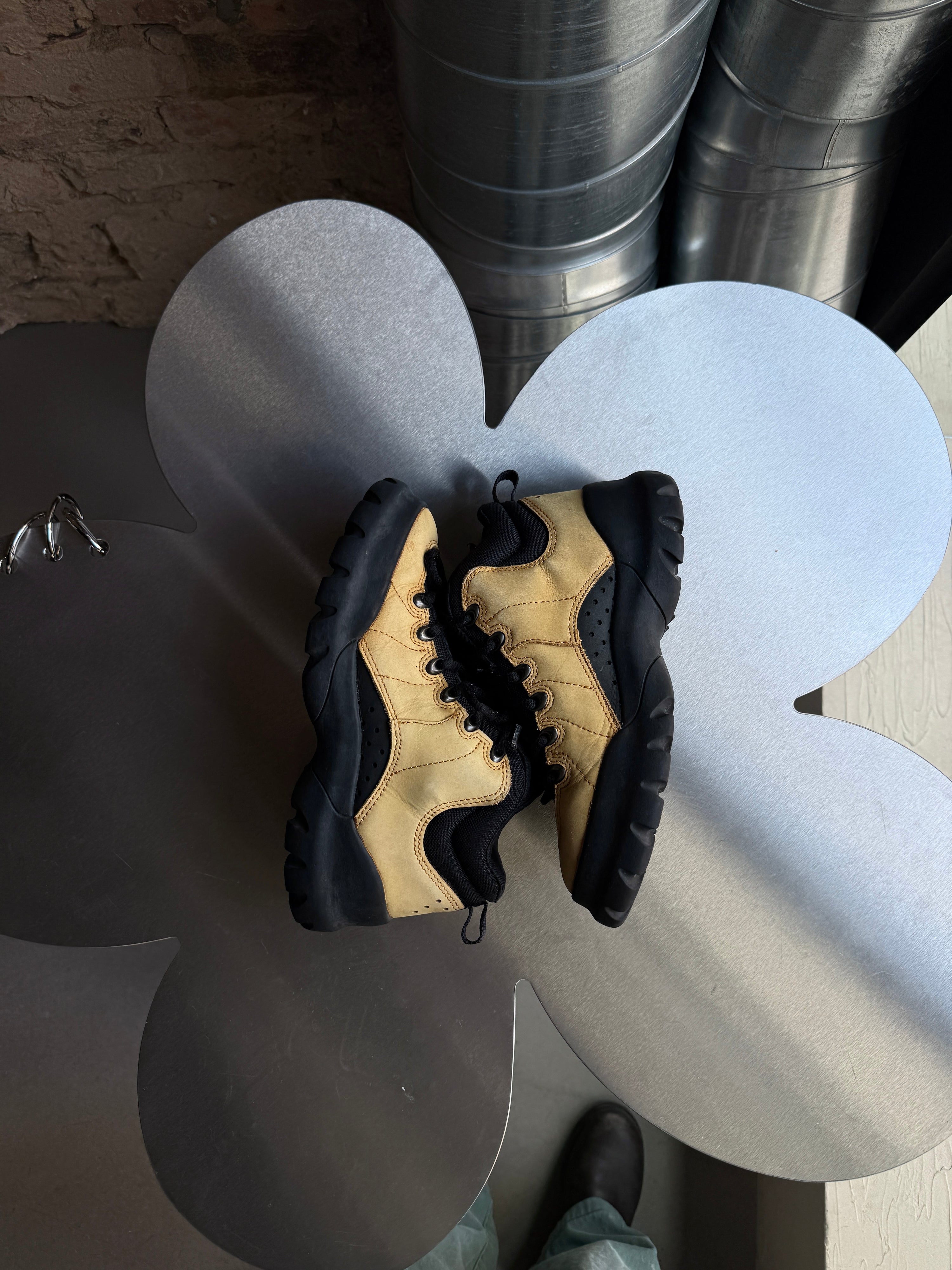 Vintage 2000s Oakley Software ‘Nail Skull & Crossbones’ Hiking Boots - EU 38.5