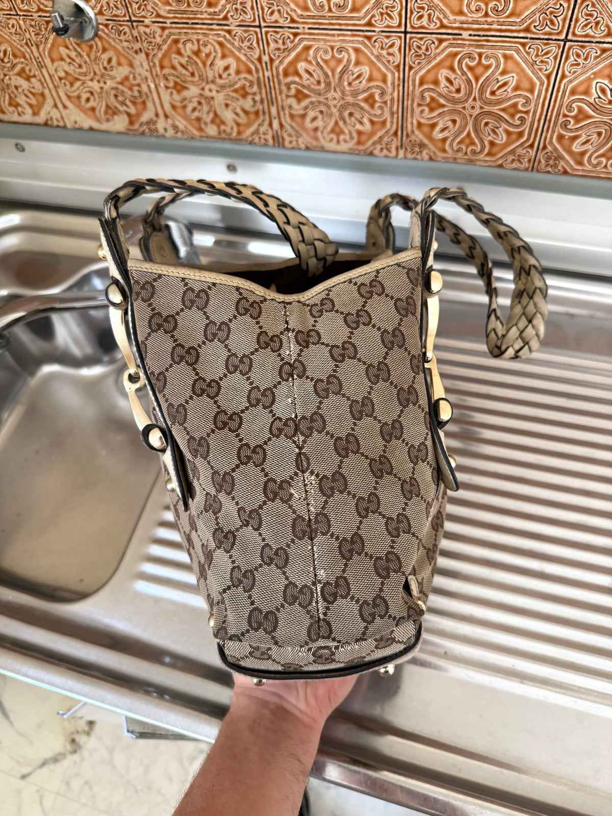 Gucci Beige GG Canvas Pelham Medium Horsebit Tote Bag