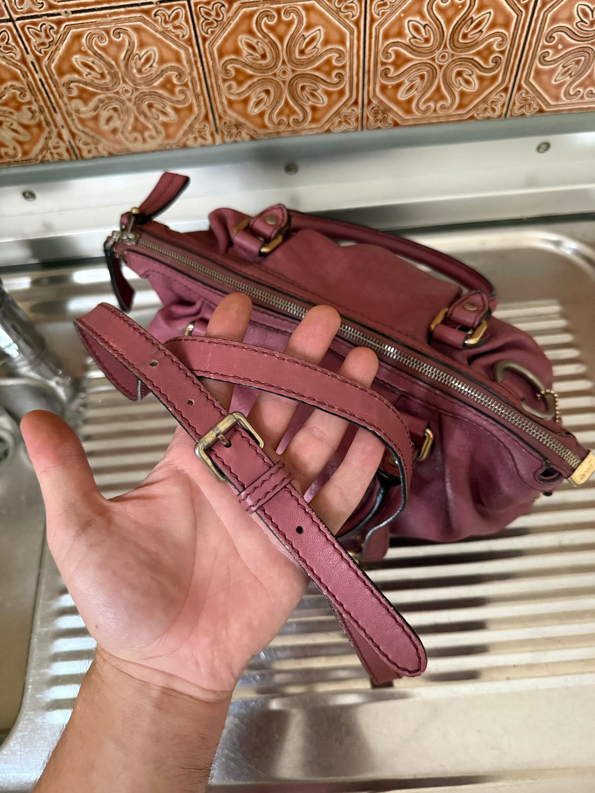 Gucci Microguccissima Sukey Medium 2-Way Bag Pink Leather