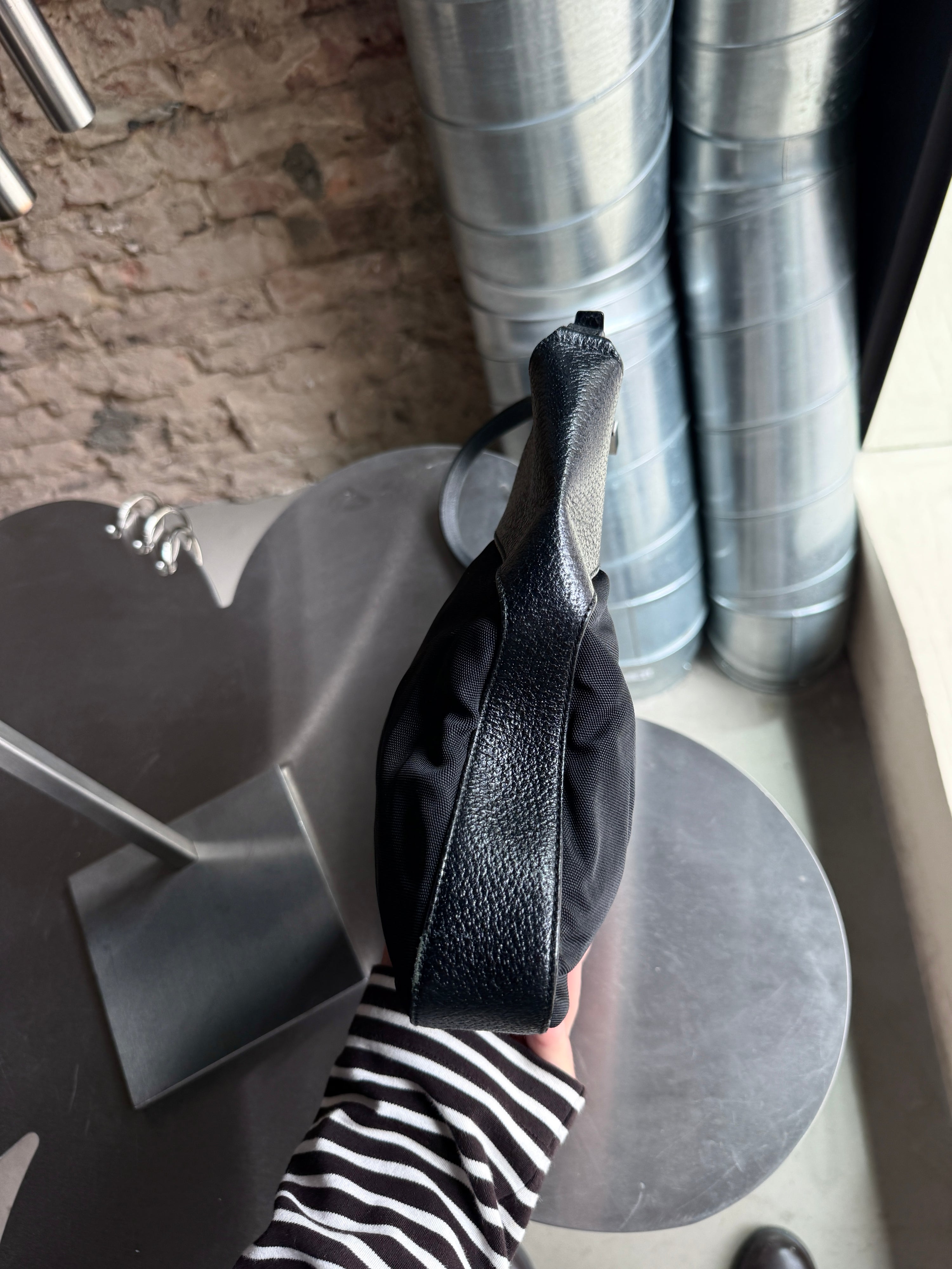 Vintage Gucci Nylon / Leather Shoulder Bag Black