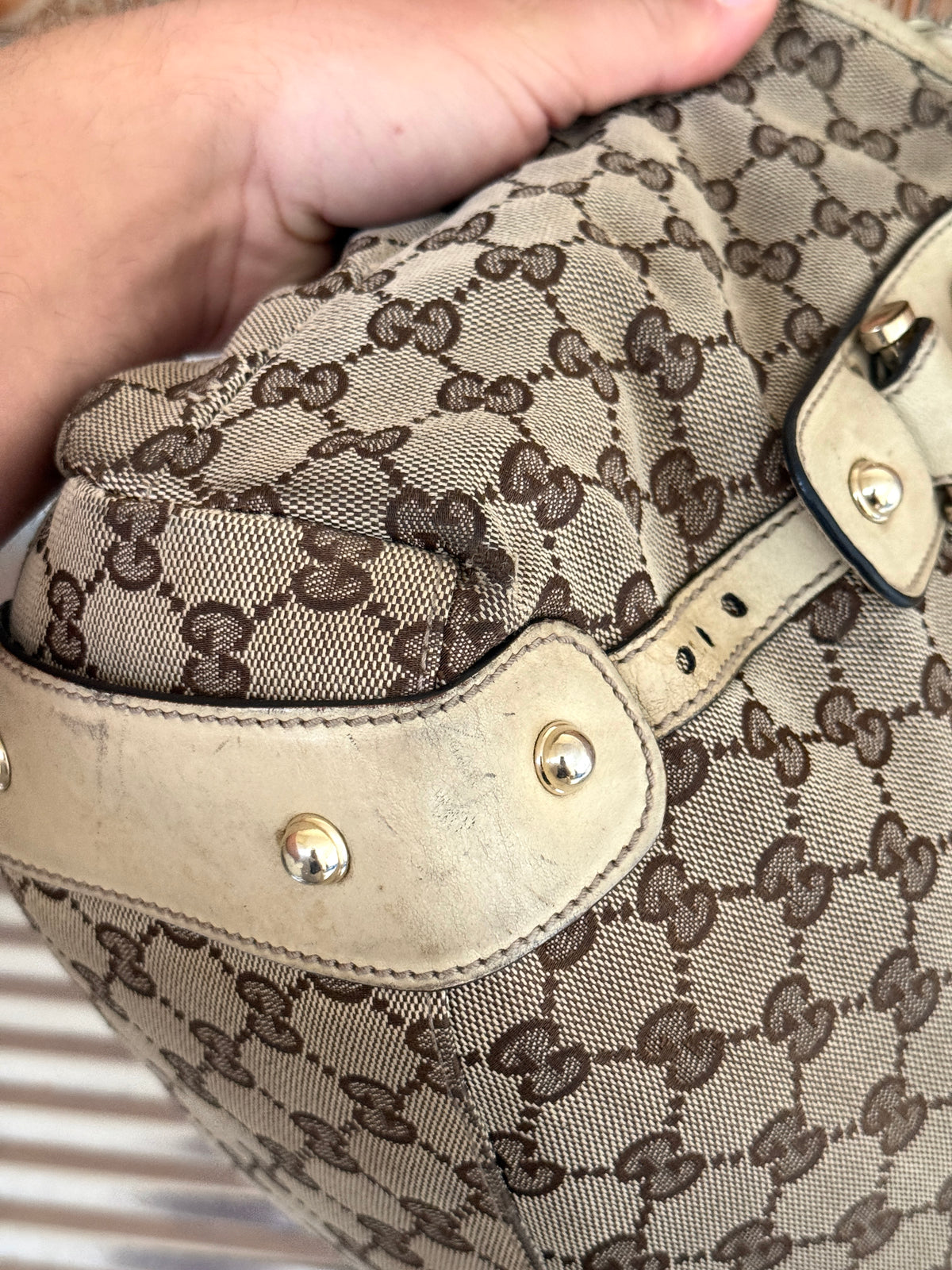 Gucci Beige GG Canvas Pelham Medium Horsebit Tote Bag