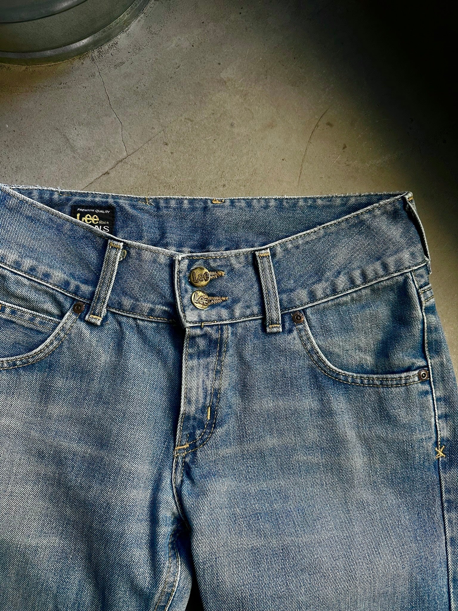 Vintage Lee V Cut Flared Jeans W29 L32