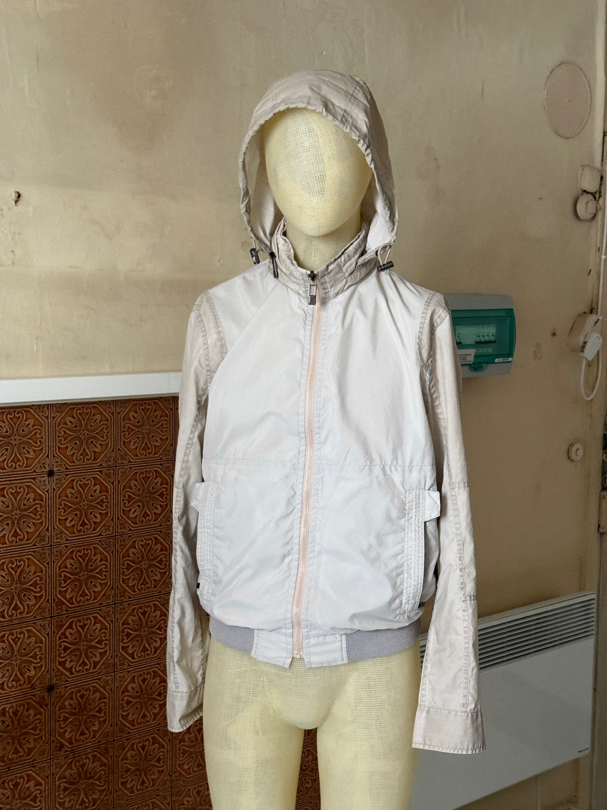 Vintage 2000s Versace Collection Light Grey Nylon Zip Up Jacket - M