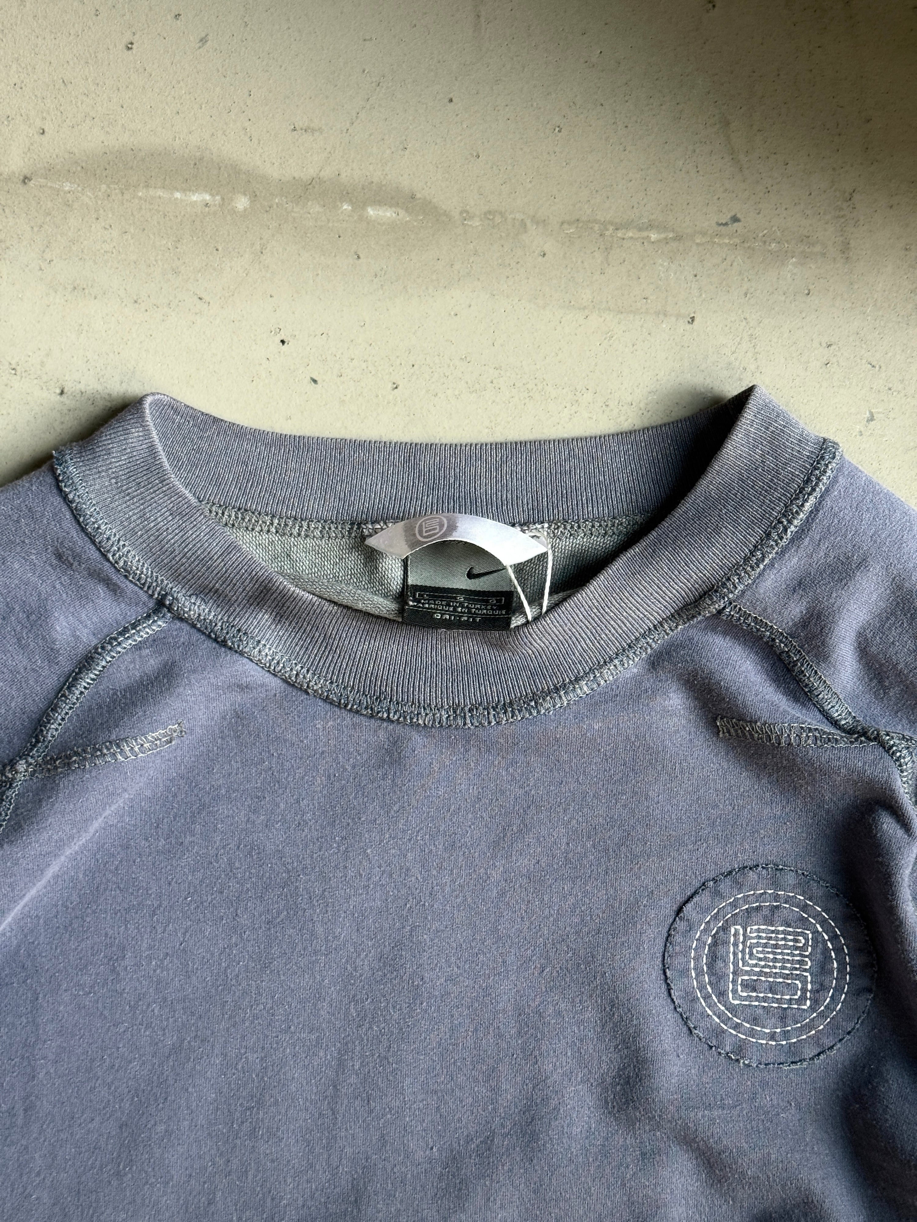 Vintage 2000s Nike "LeBron James" Sports Tee Lavender - M