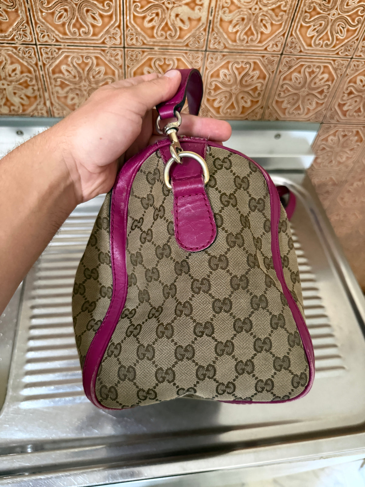 Gucci GG Canvas Beige/Pink Medium Joy Boston Bag