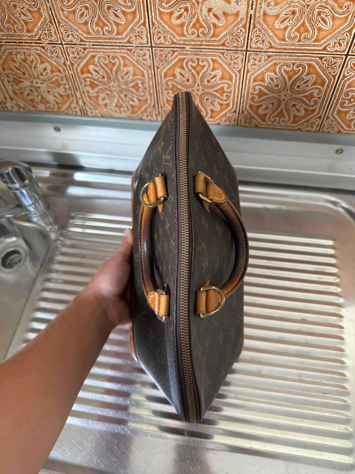Vintage 1997 Louis Vuitton Alma Bag (BA1907)