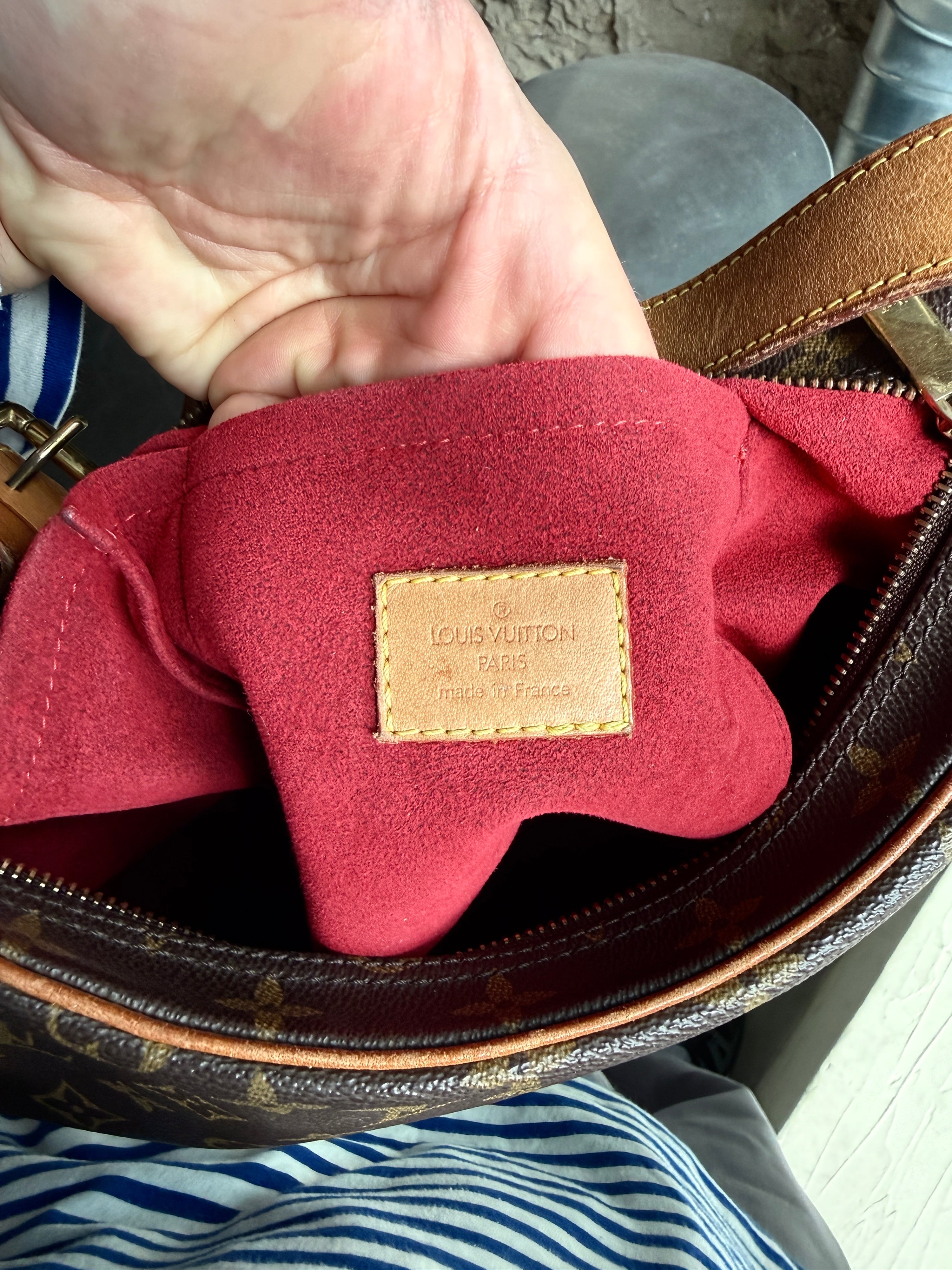 Vintage 2003 Louis Vuitton Croissant MM Bag (FL0043)
