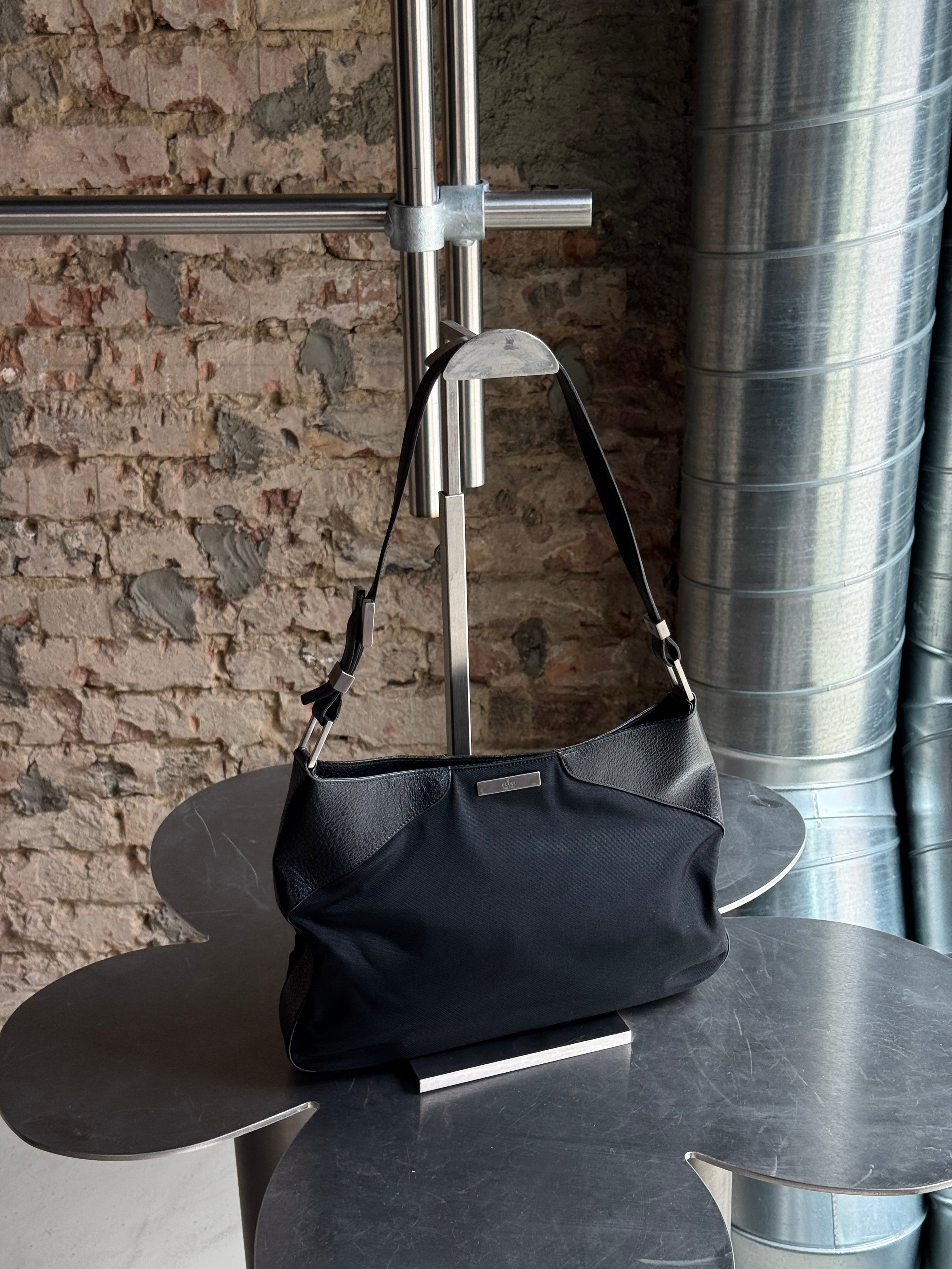 Vintage Gucci Nylon / Leather Shoulder Bag Black