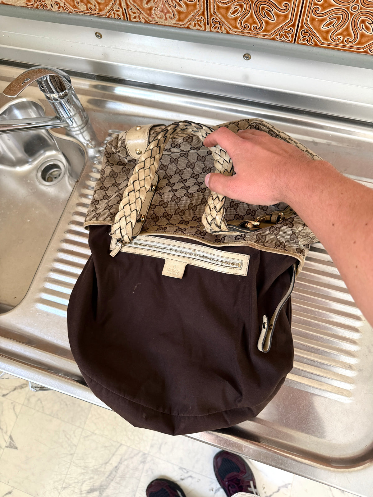 Gucci Beige GG Canvas Pelham Medium Horsebit Tote Bag